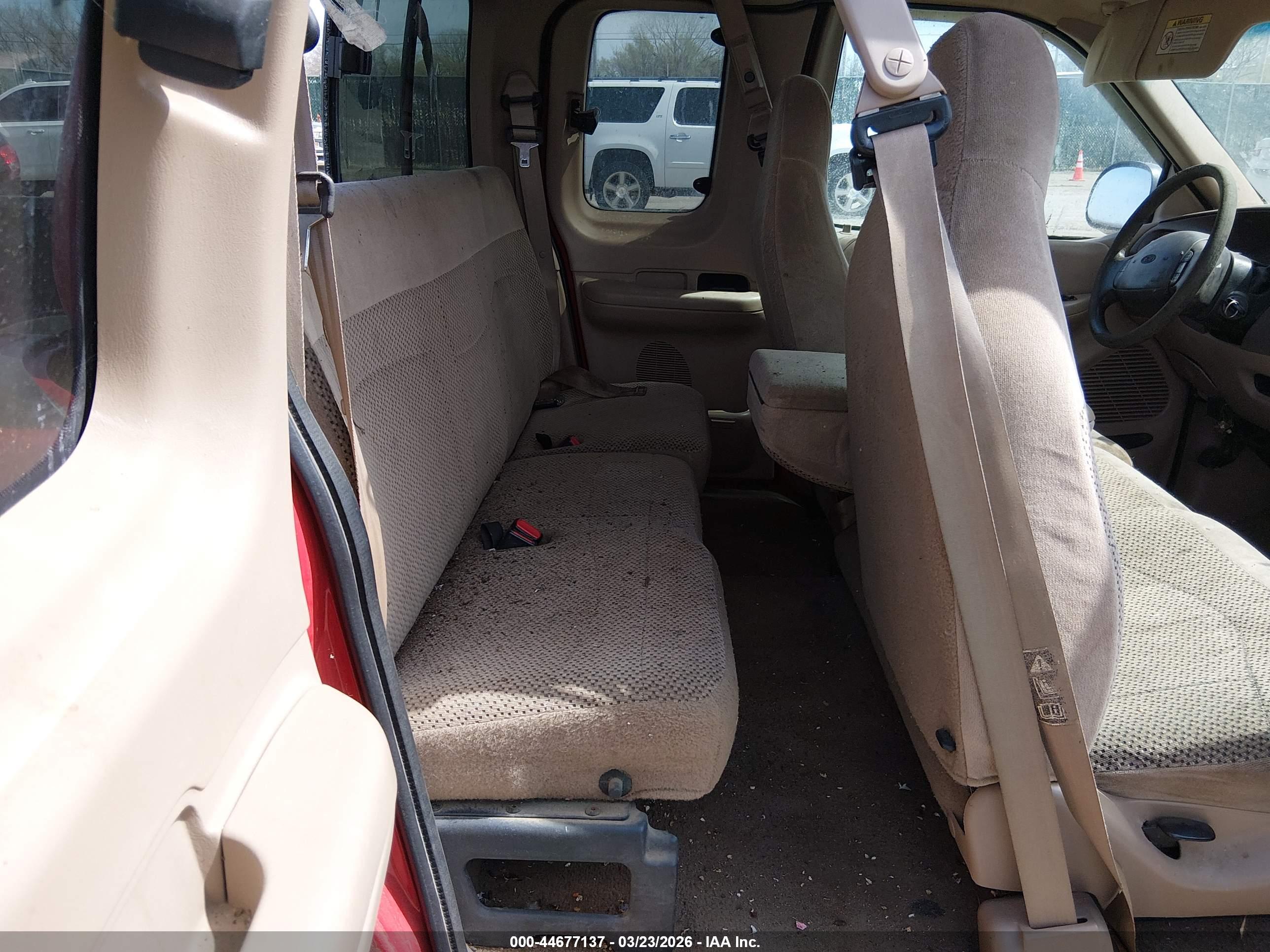FORD F-150 image 8