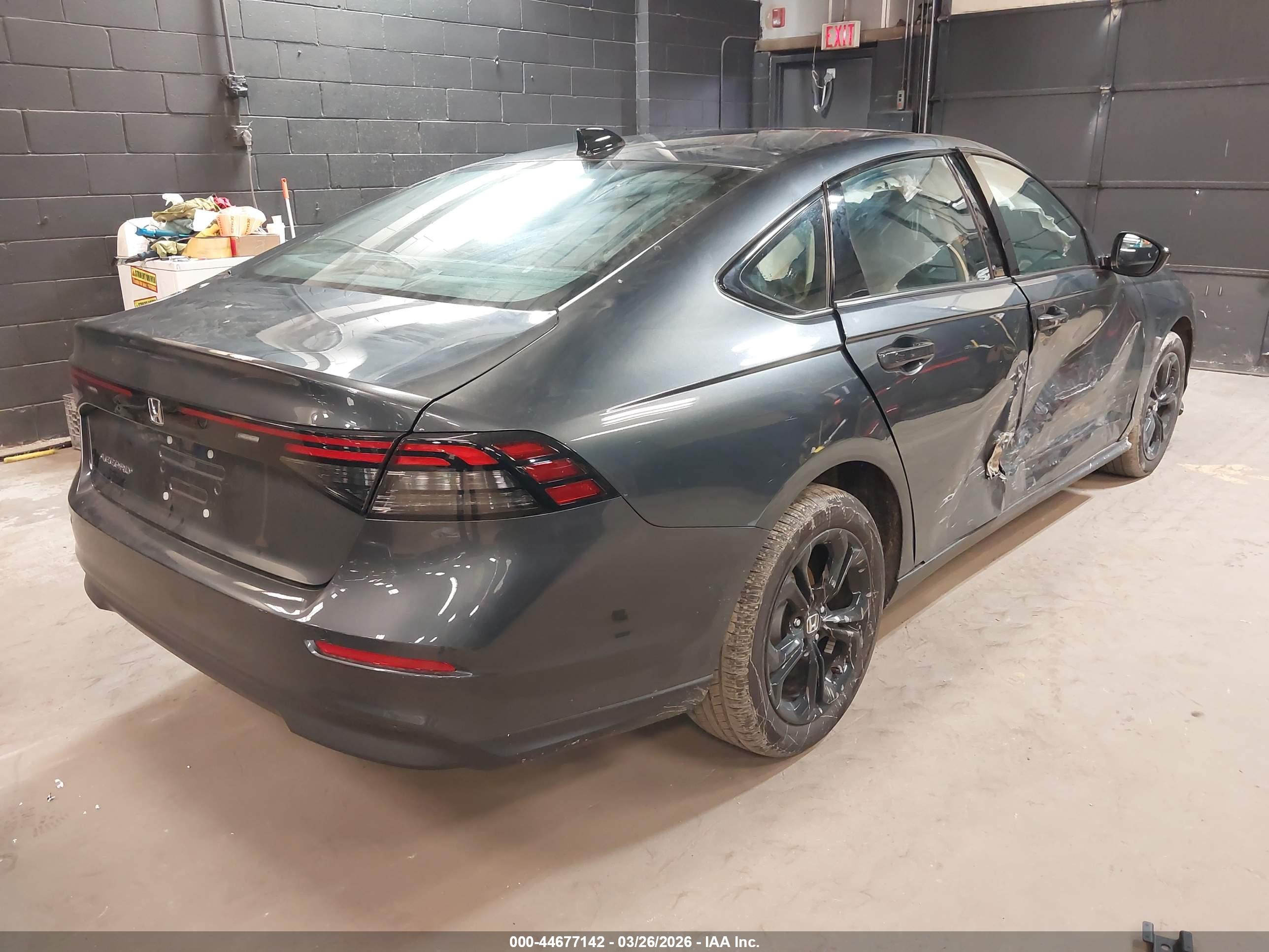 HONDA ACCORD image 4