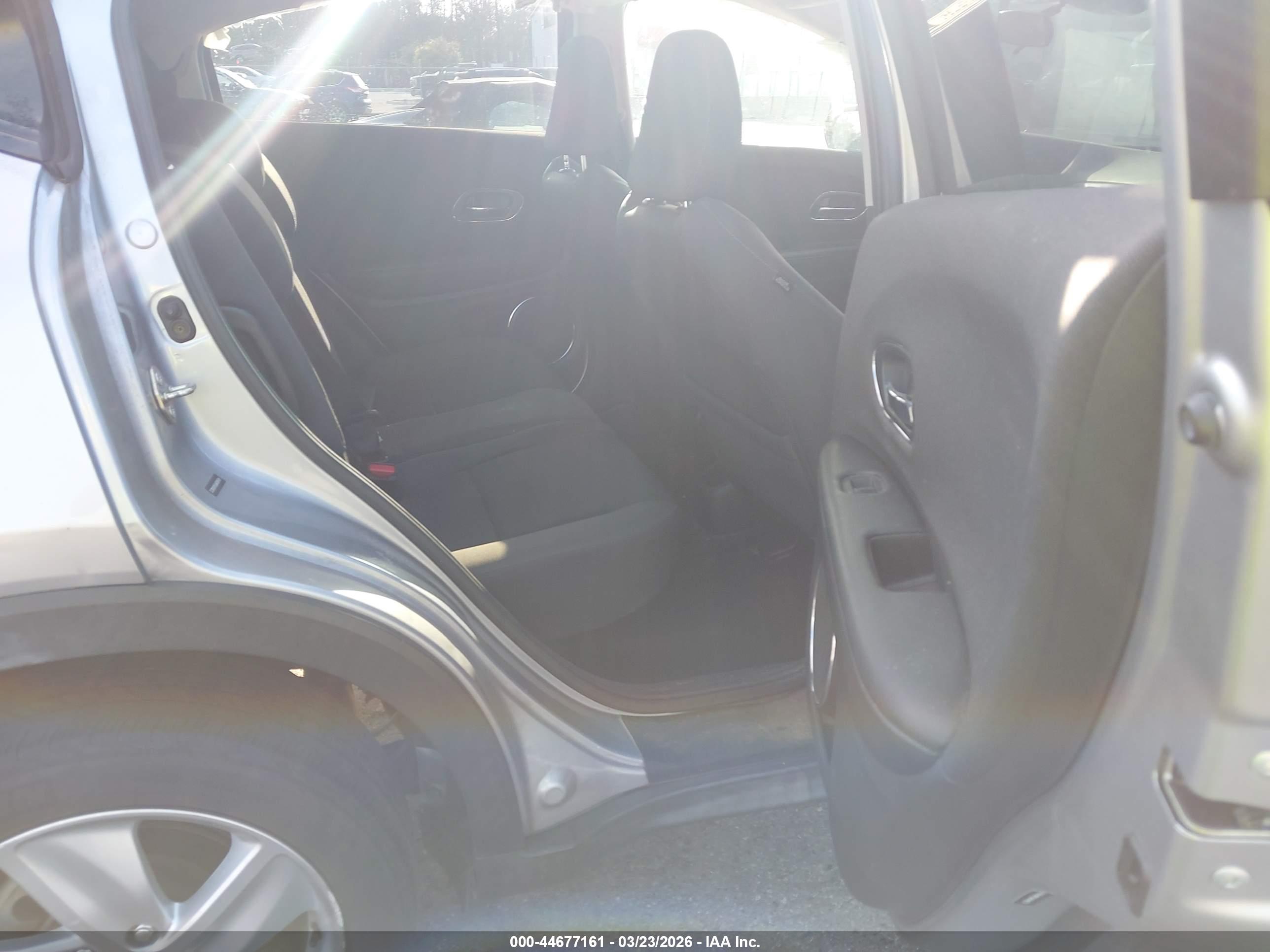 HONDA HR-V image 8