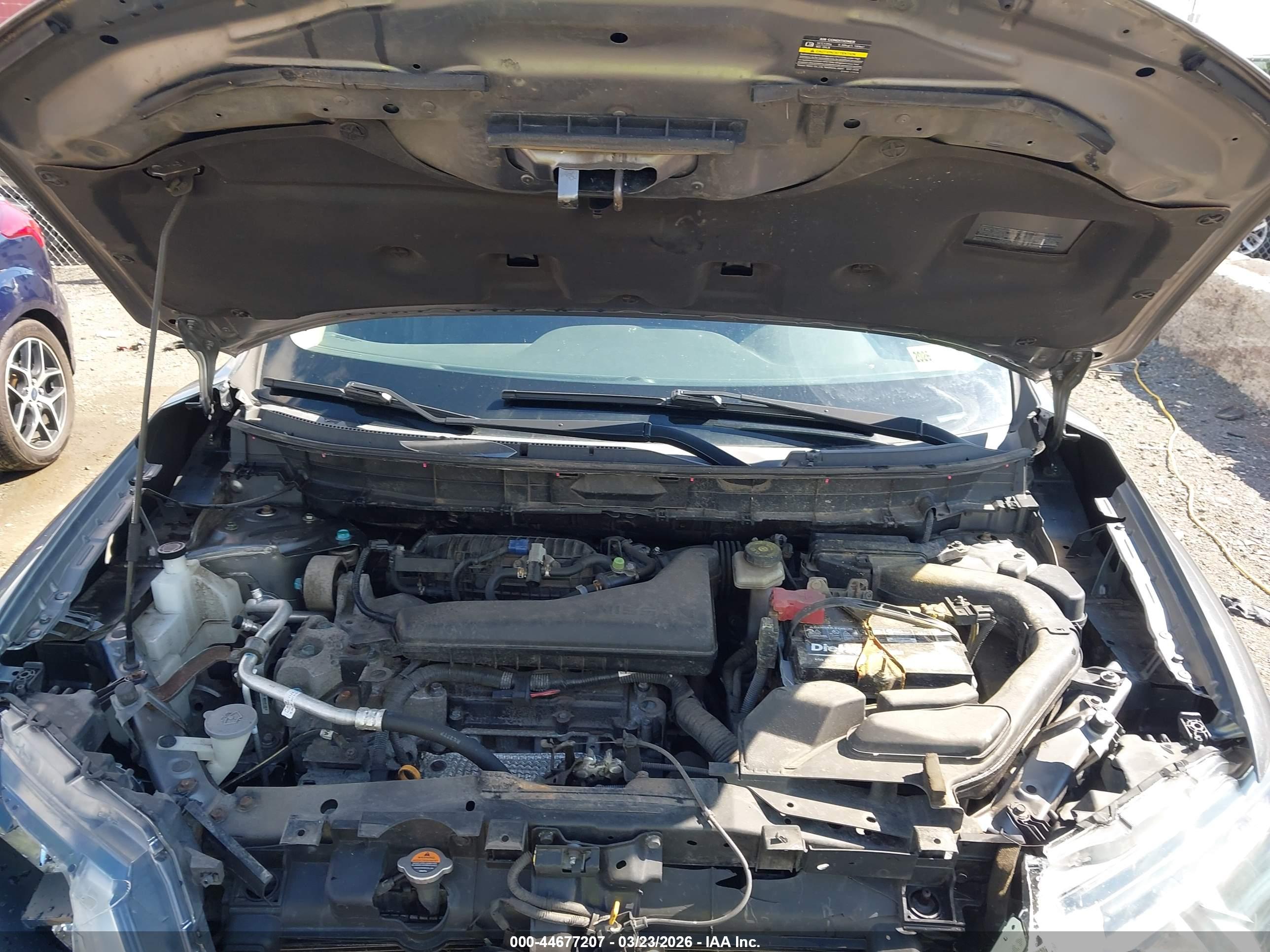 NISSAN ROGUE image 10