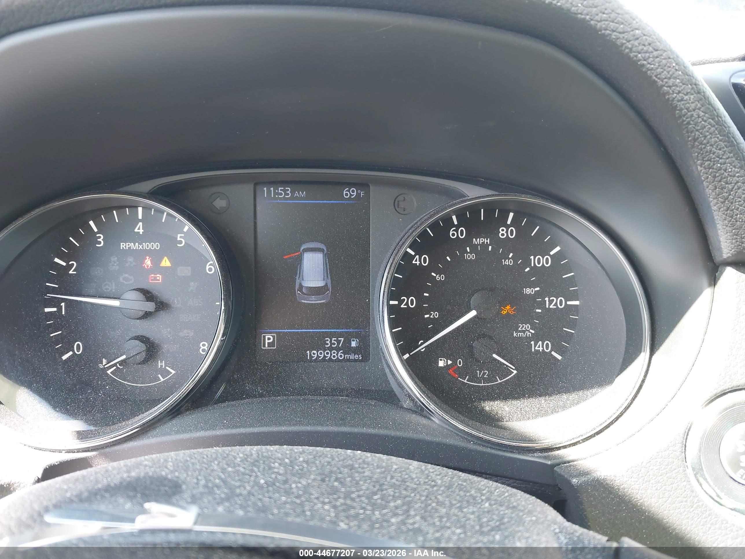 NISSAN ROGUE image 7