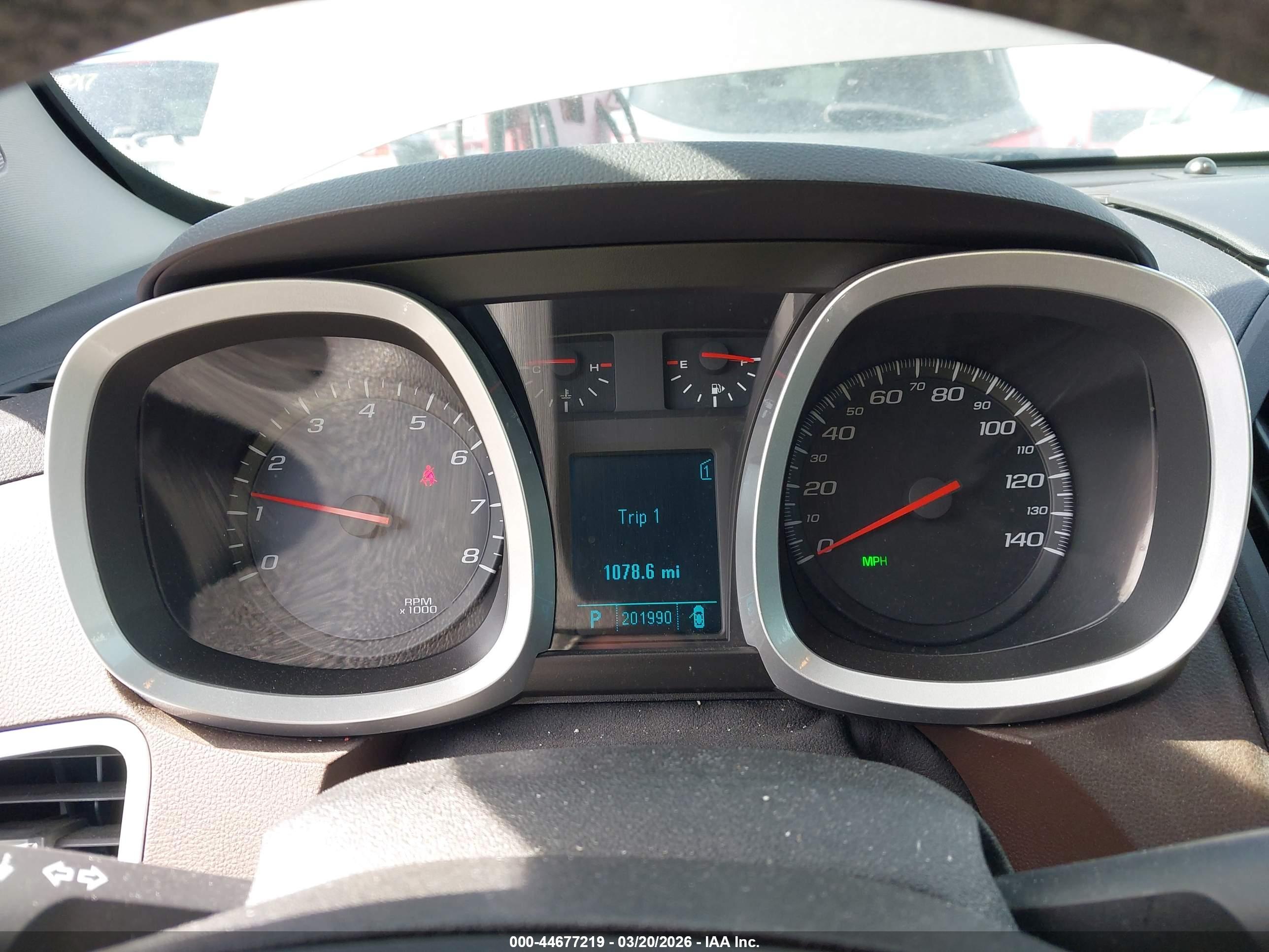 CHEVROLET EQUINOX image 7