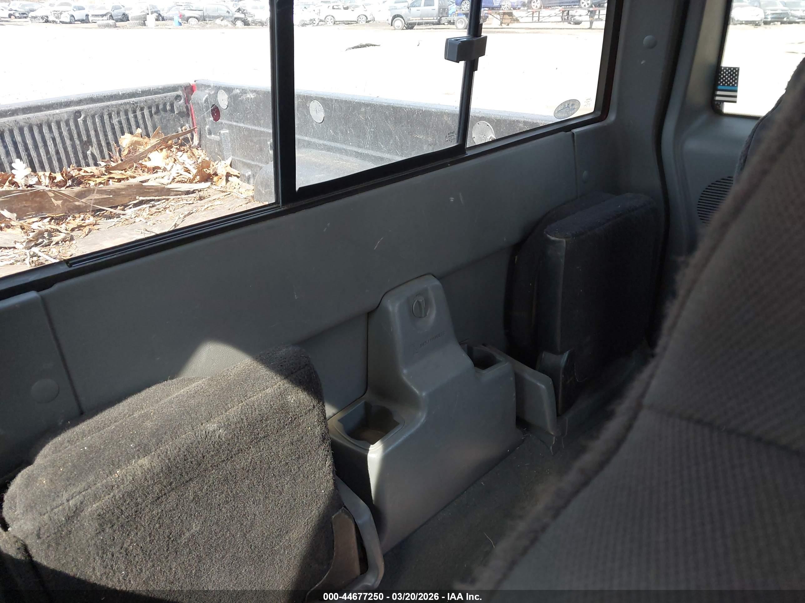 FORD RANGER image 8