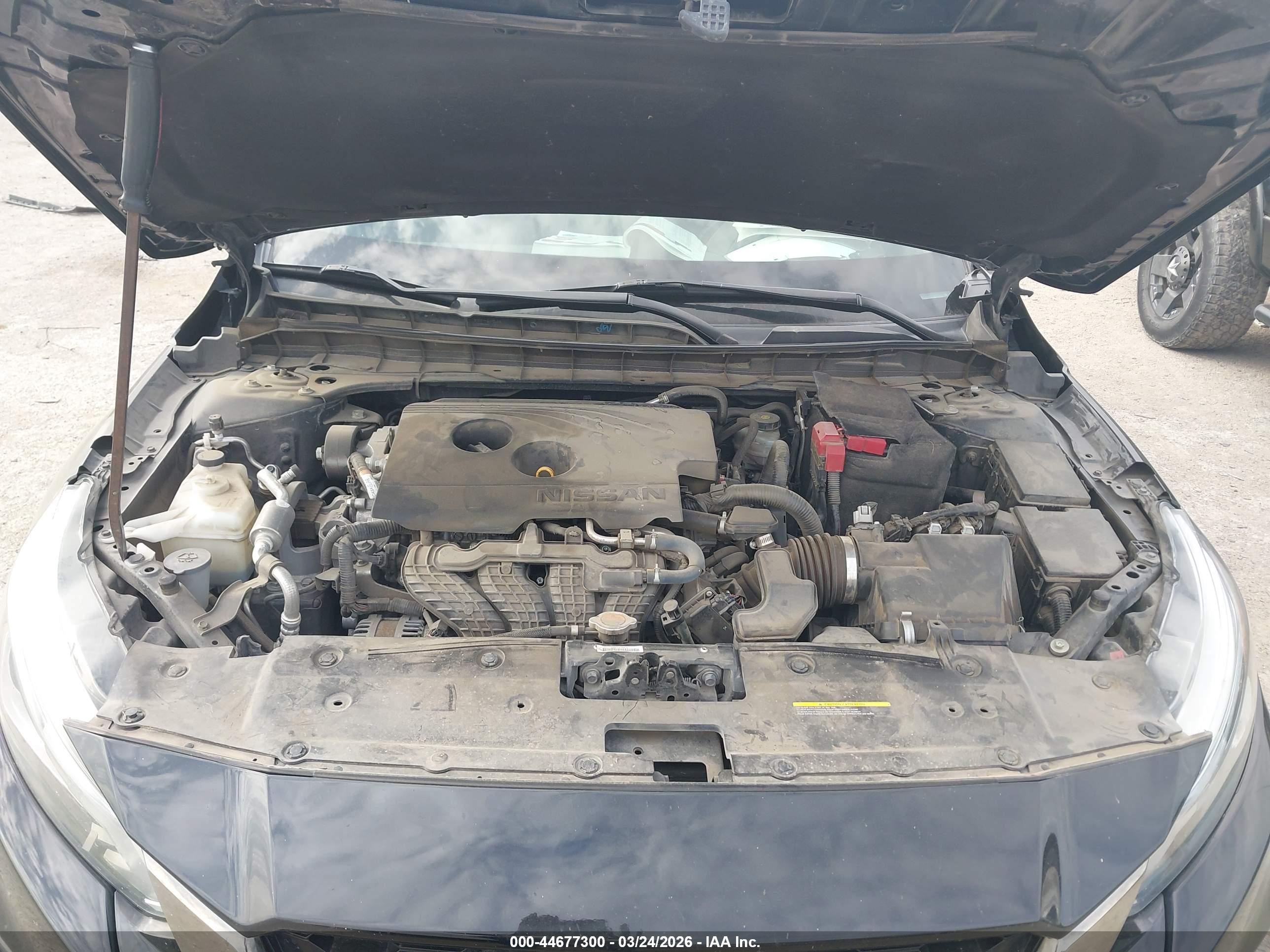 NISSAN ALTIMA image 10