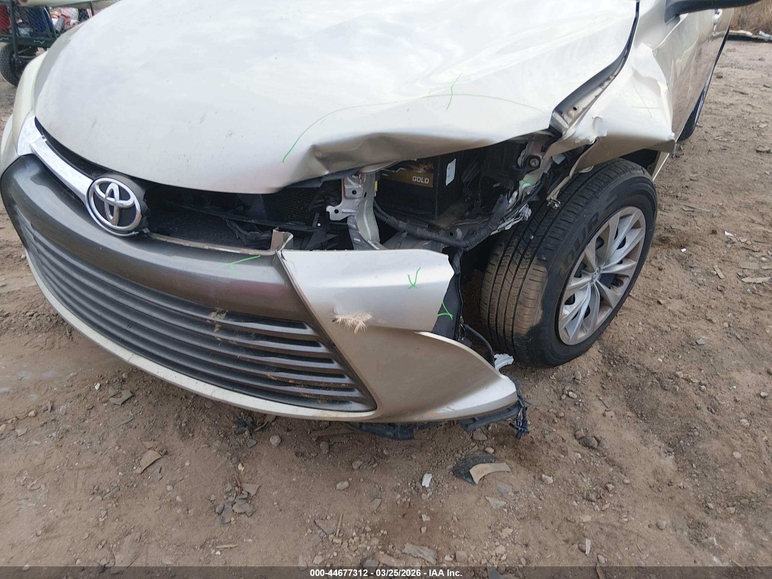 TOYOTA CAMRY image 6