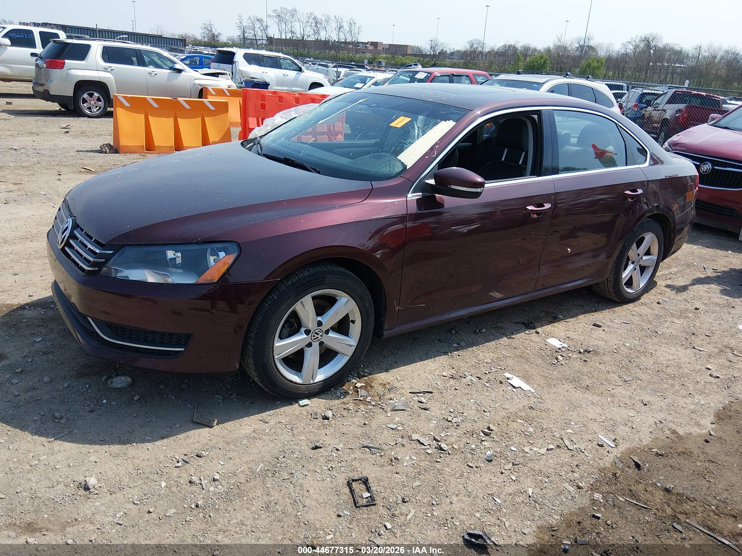 VOLKSWAGEN PASSAT image 2