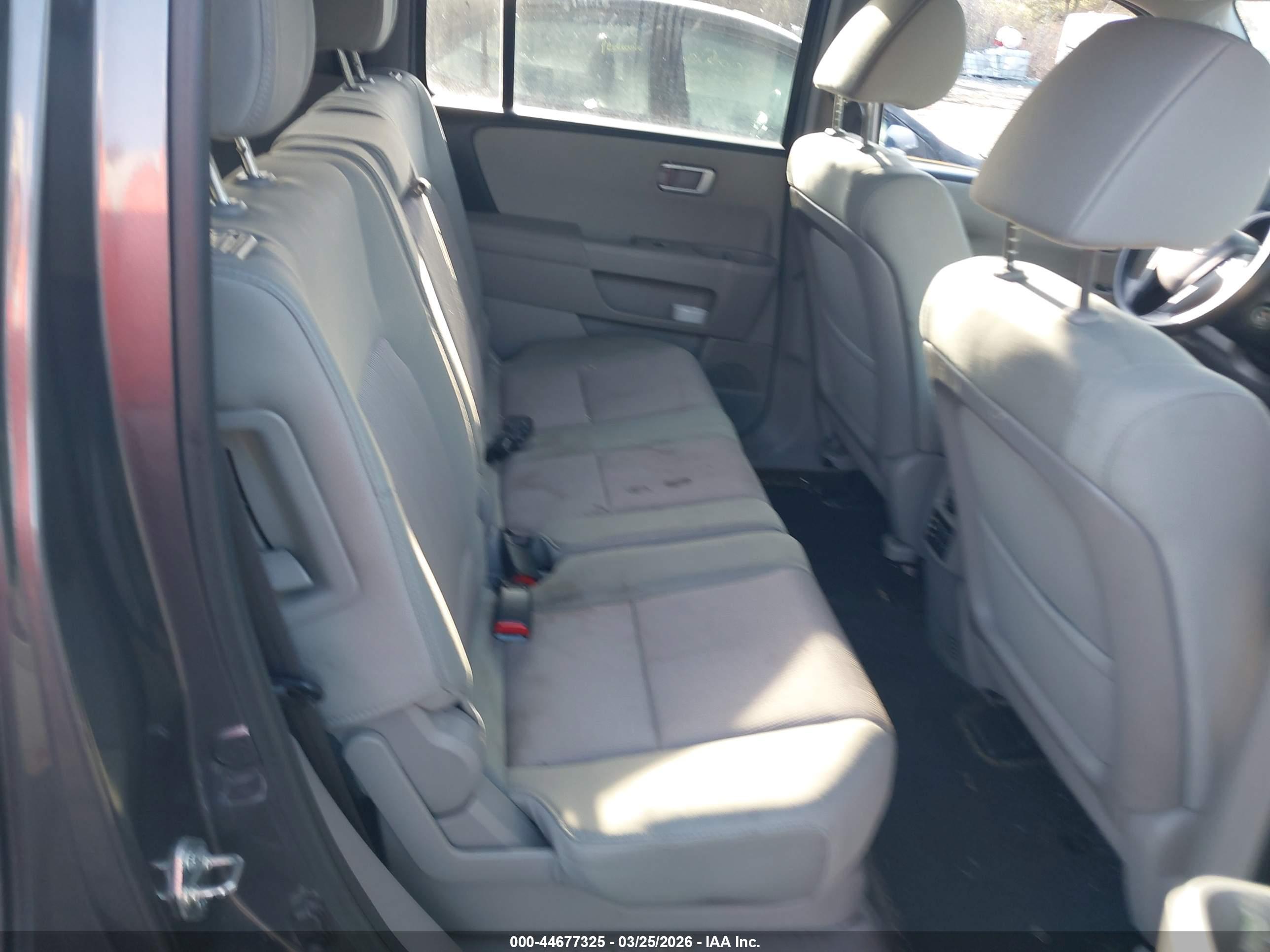 HONDA PILOT image 8