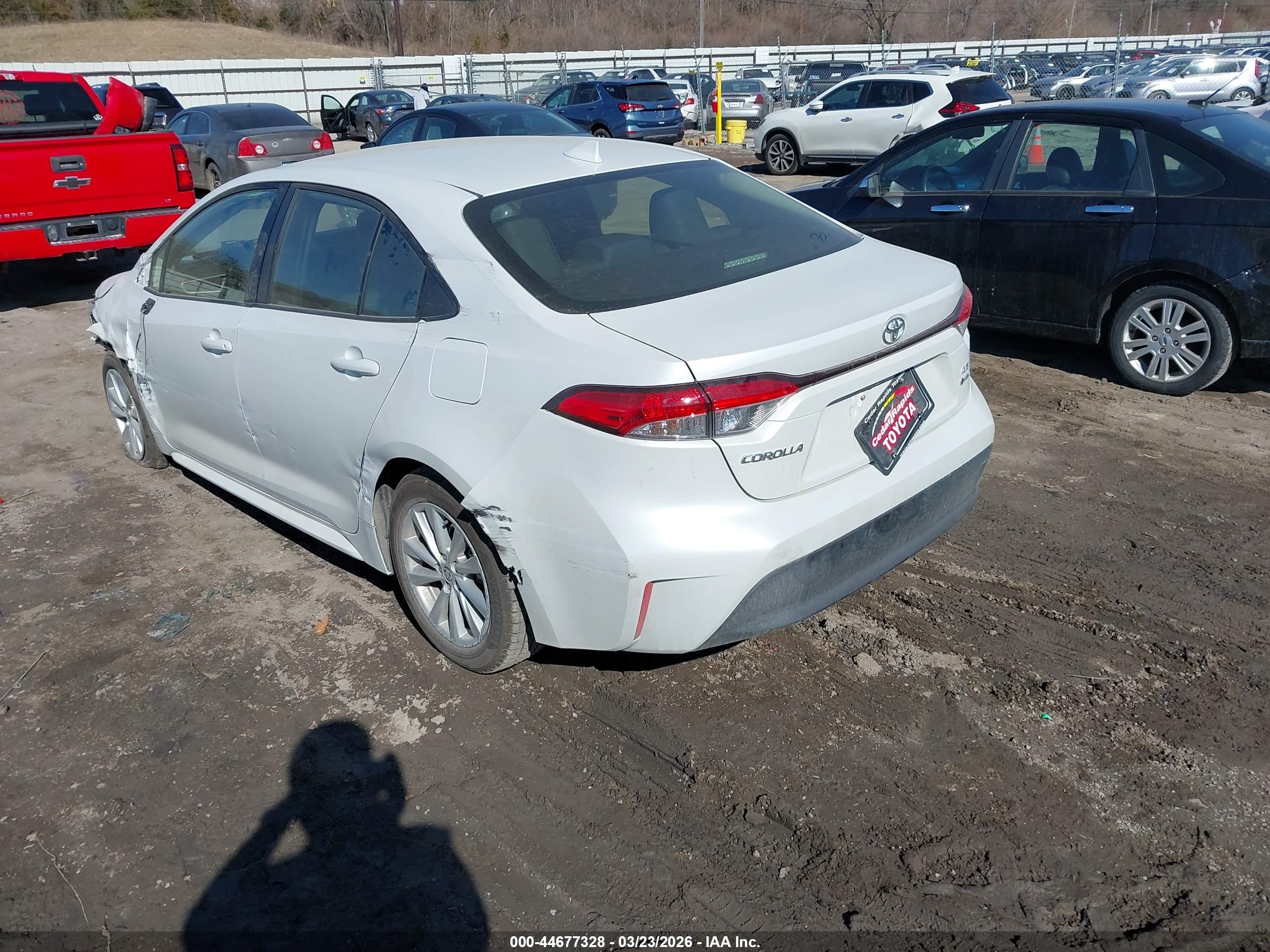 TOYOTA COROLLA image 3
