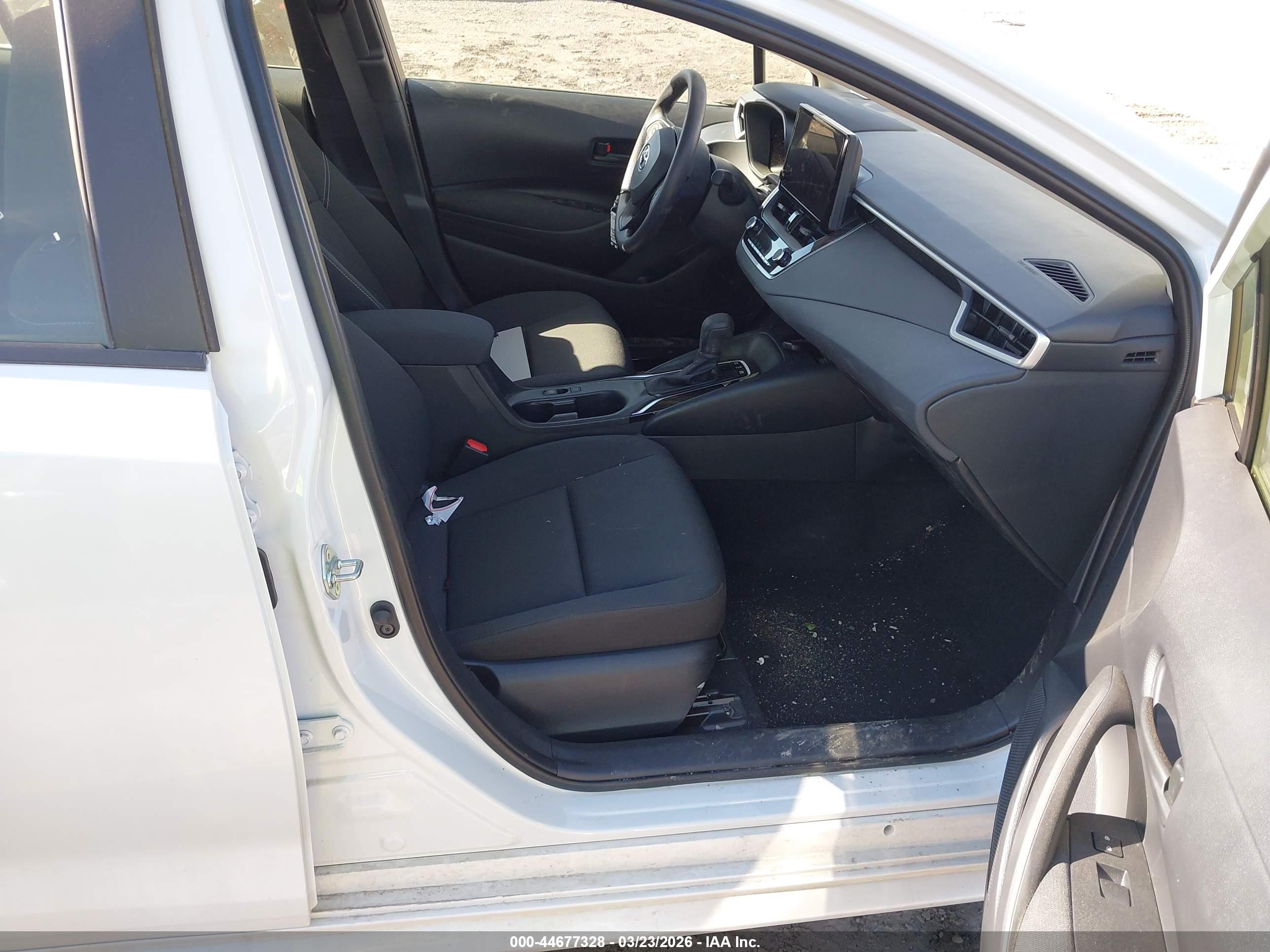TOYOTA COROLLA image 5
