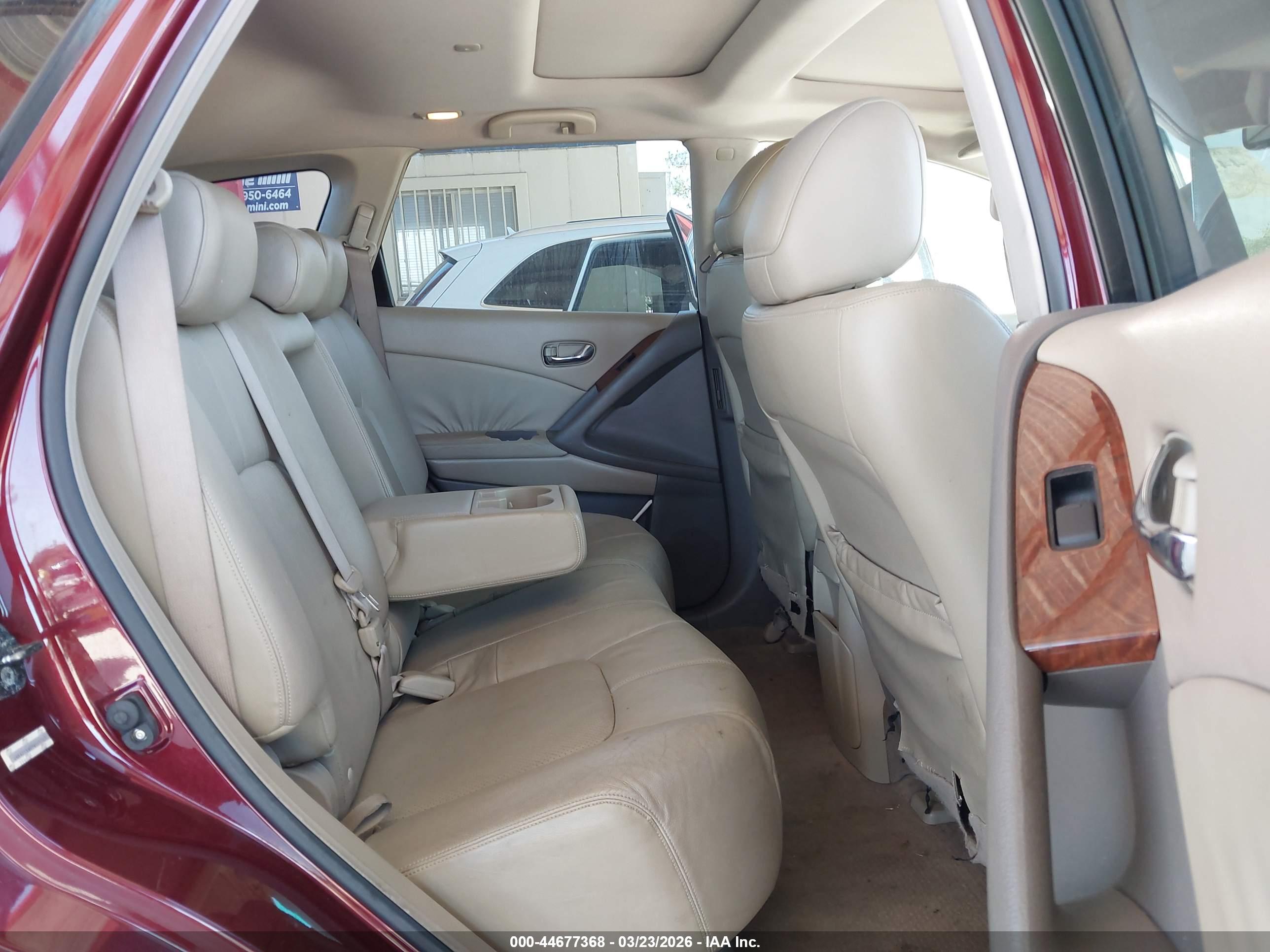 NISSAN MURANO image 8
