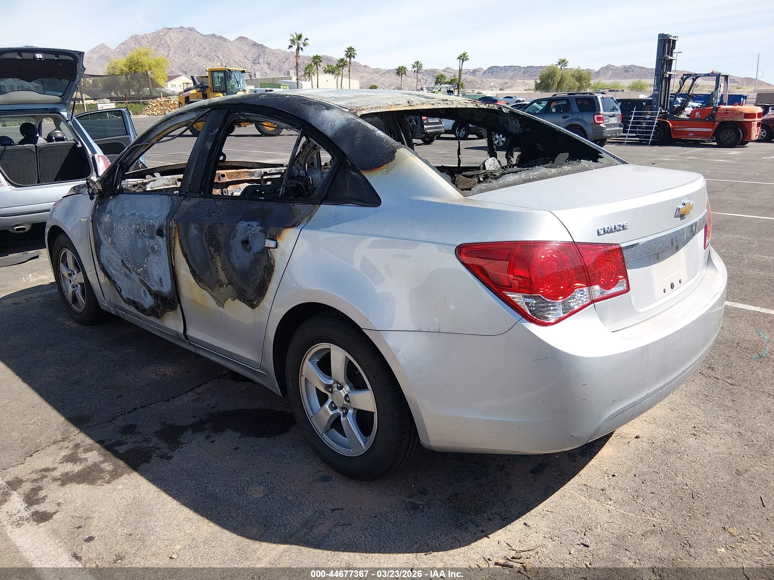 CHEVROLET CRUZE image 3