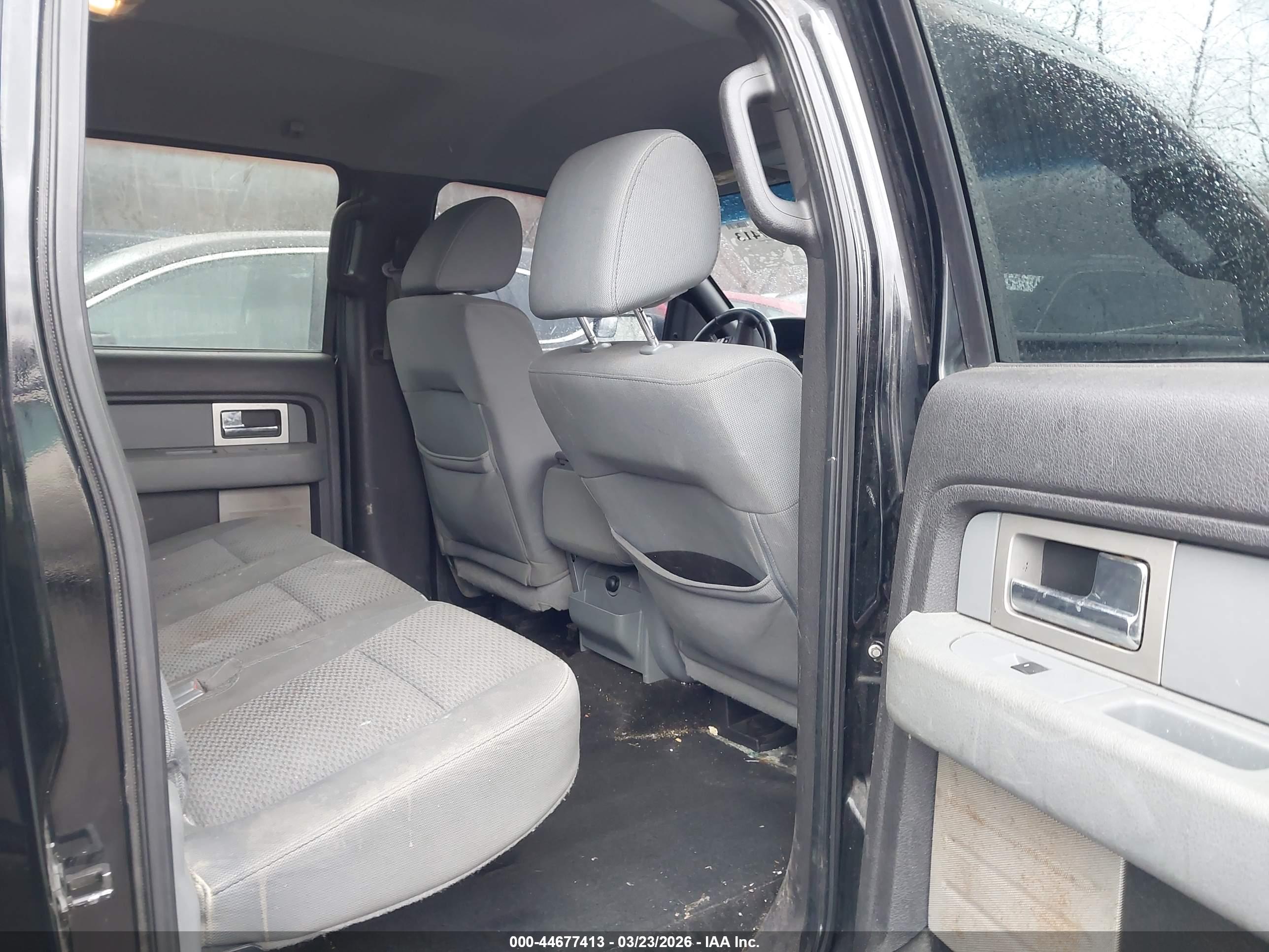 FORD F-150 image 8