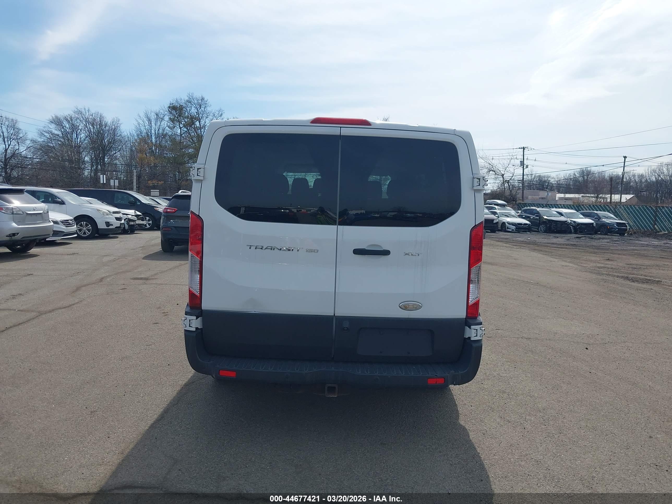 FORD TRANSIT-150 image 6