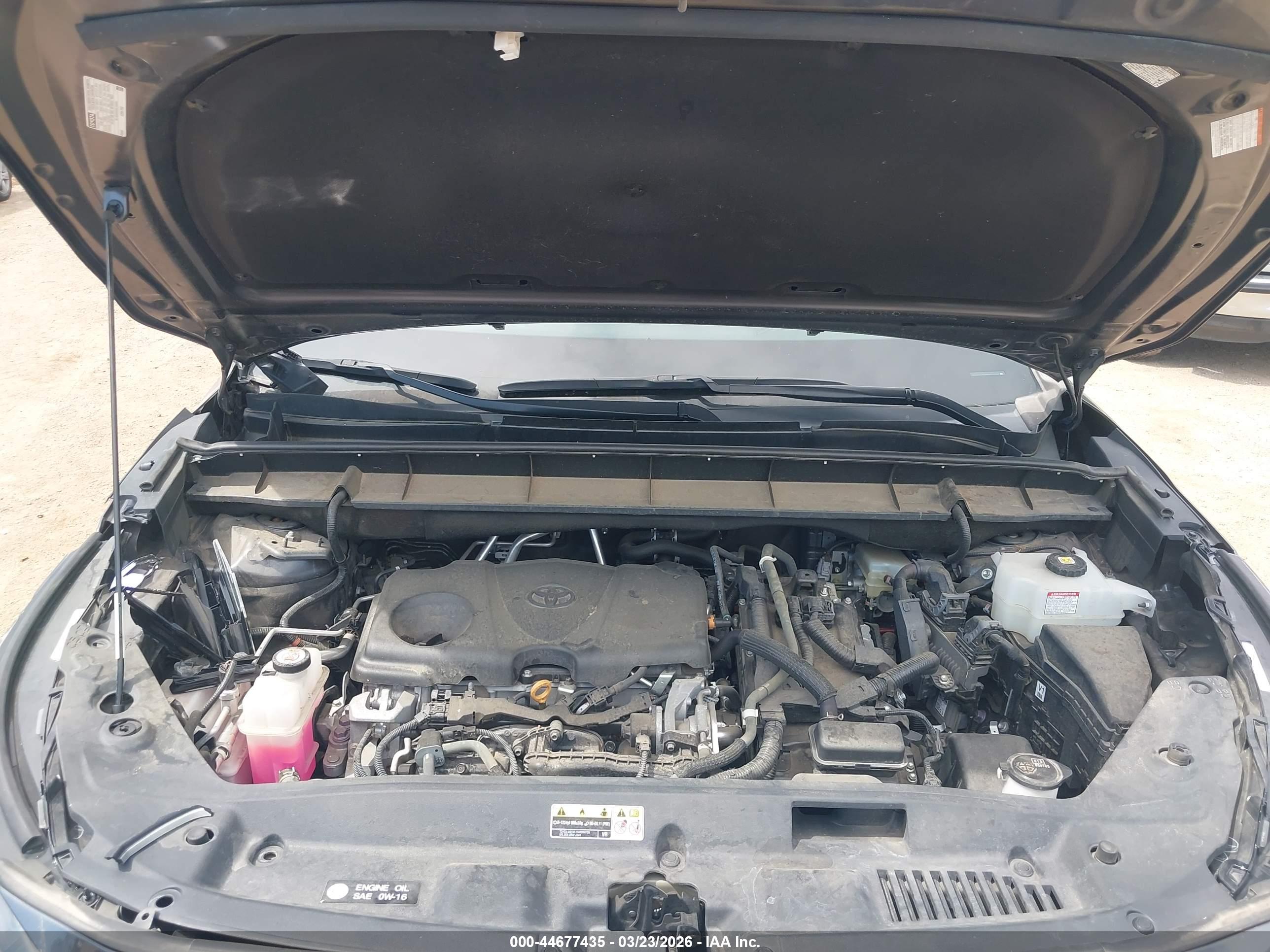 TOYOTA HIGHLANDER image 10