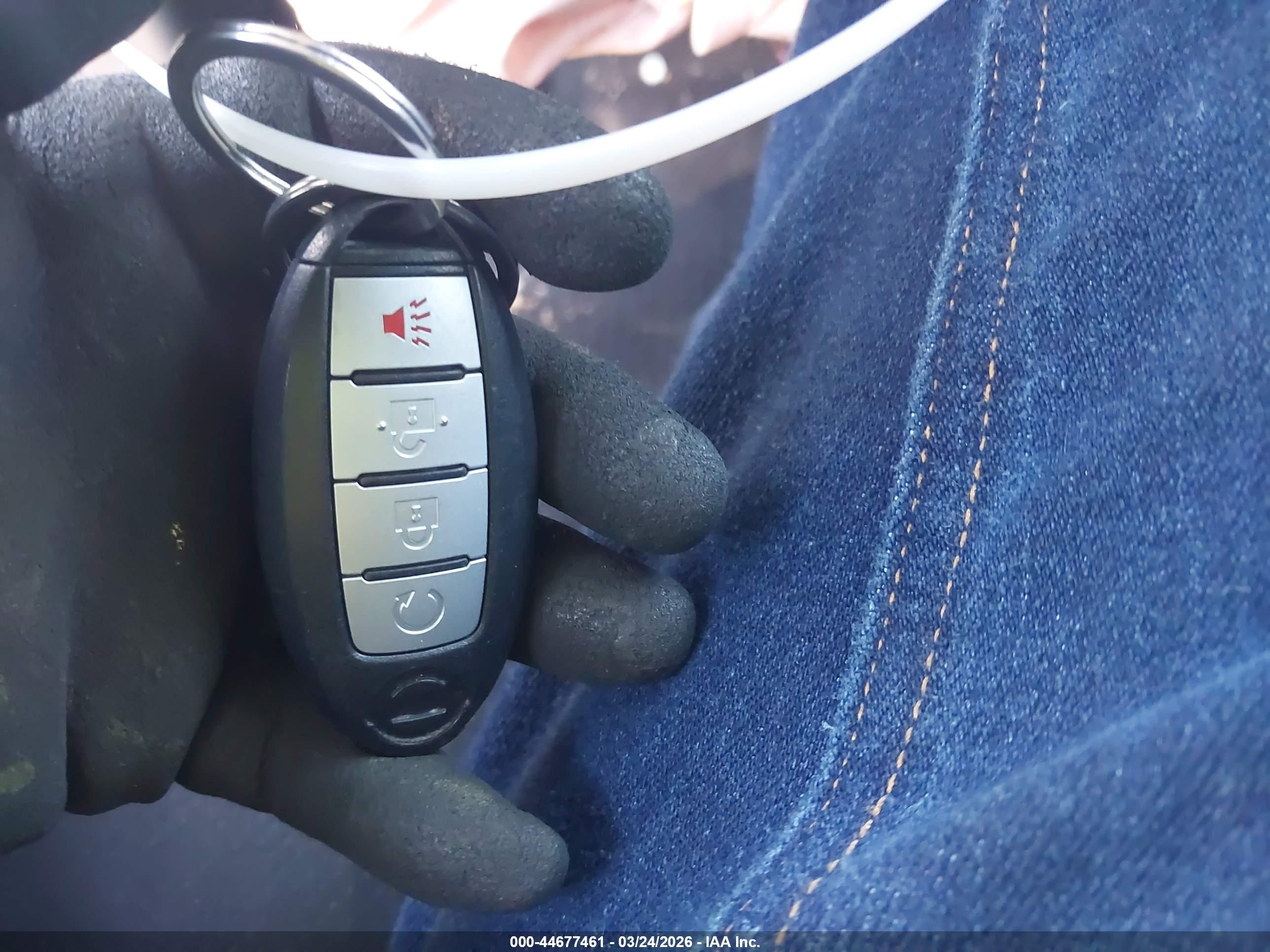 NISSAN MURANO image 11