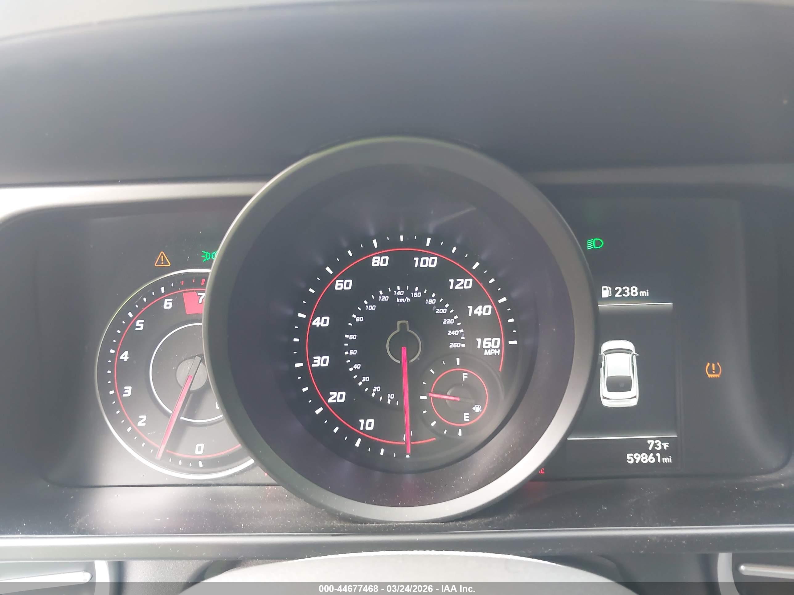 HYUNDAI ELANTRA image 7