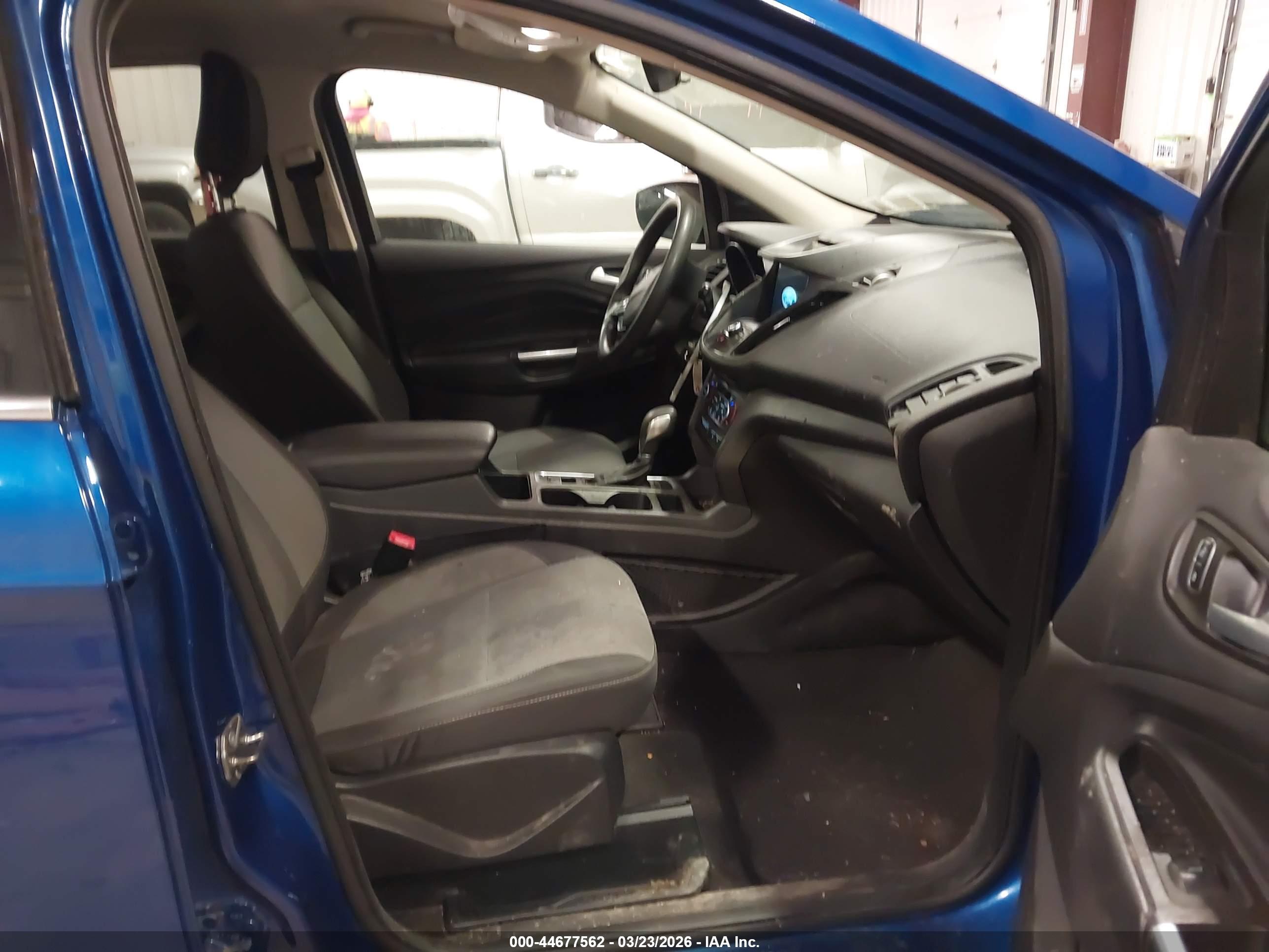 FORD ESCAPE image 5