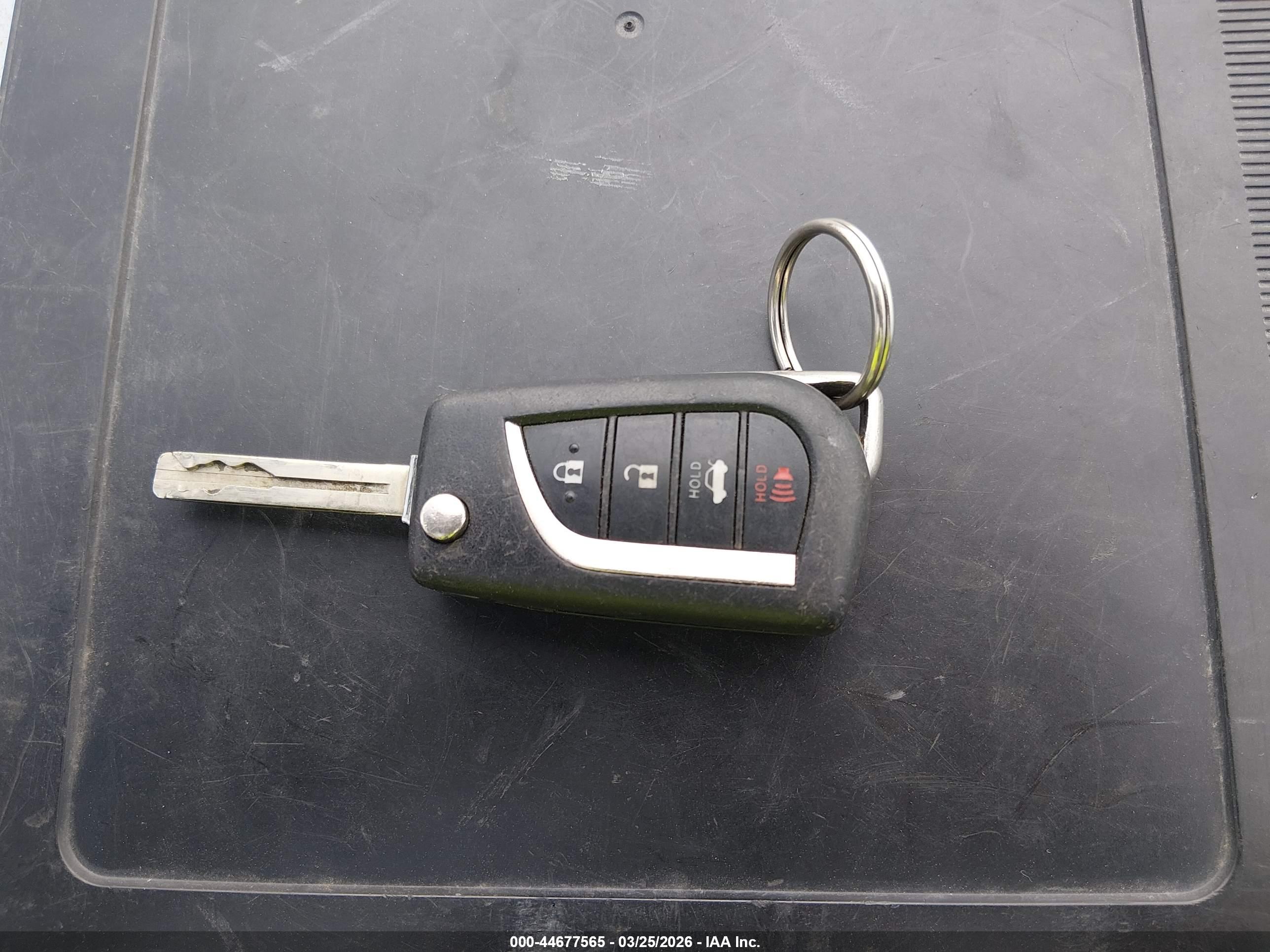 TOYOTA CAMRY image 11