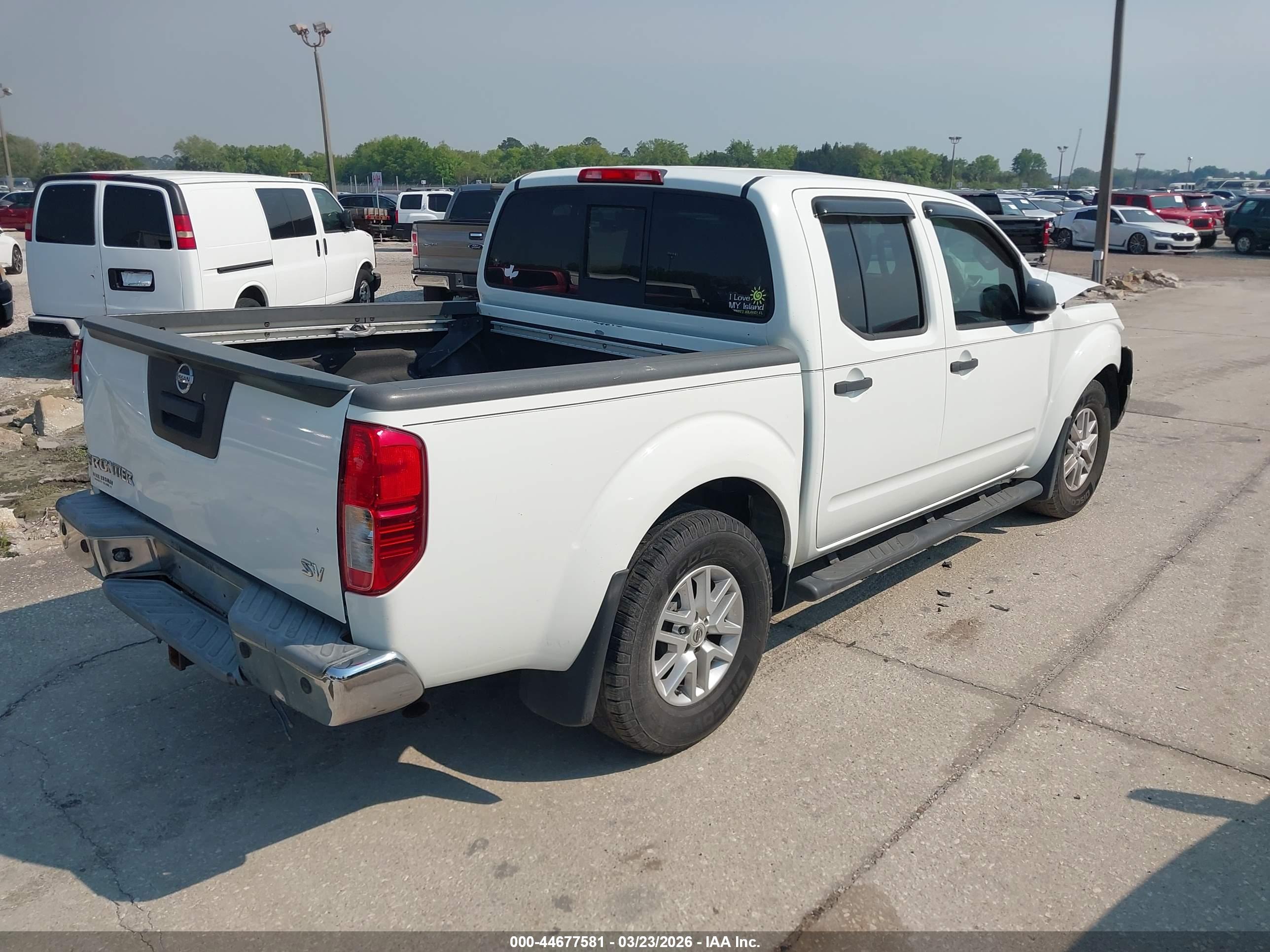 NISSAN FRONTIER image 4
