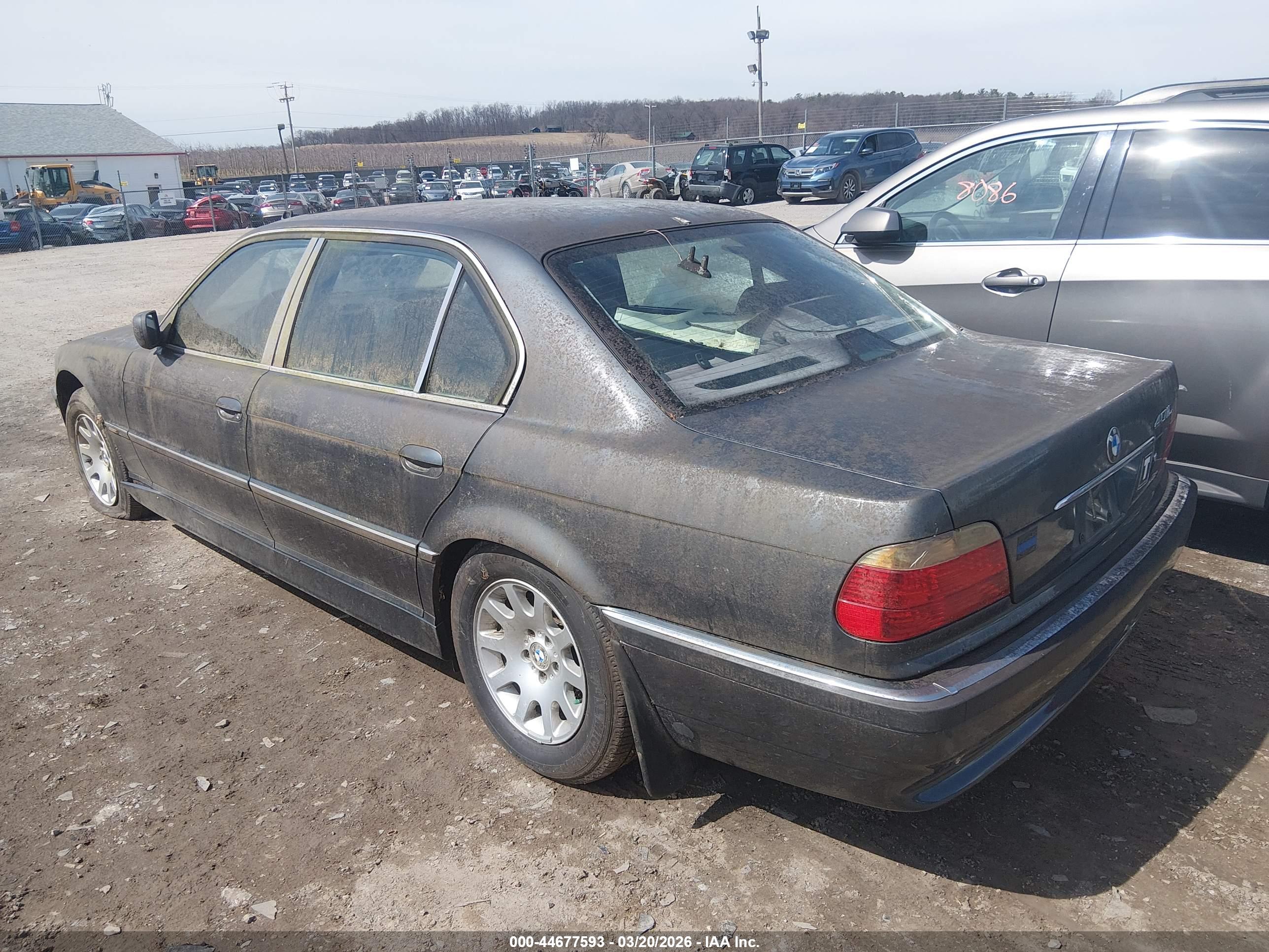 BMW 740IL image 3