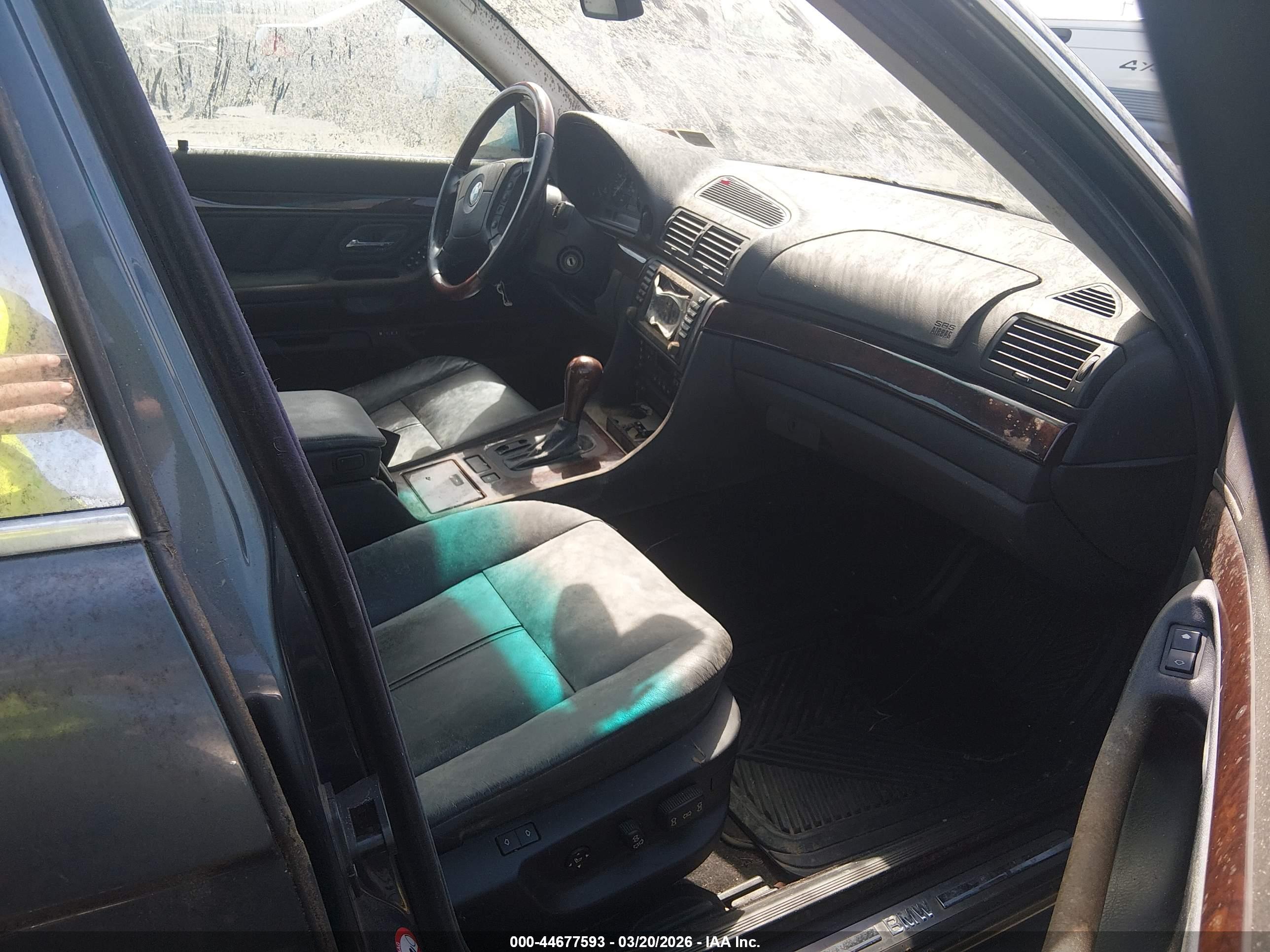 BMW 740IL image 5
