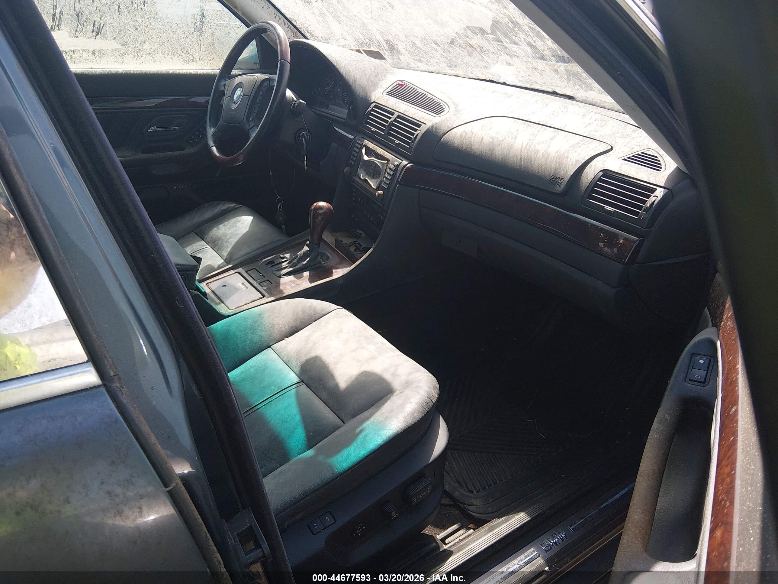 BMW 740IL image 6