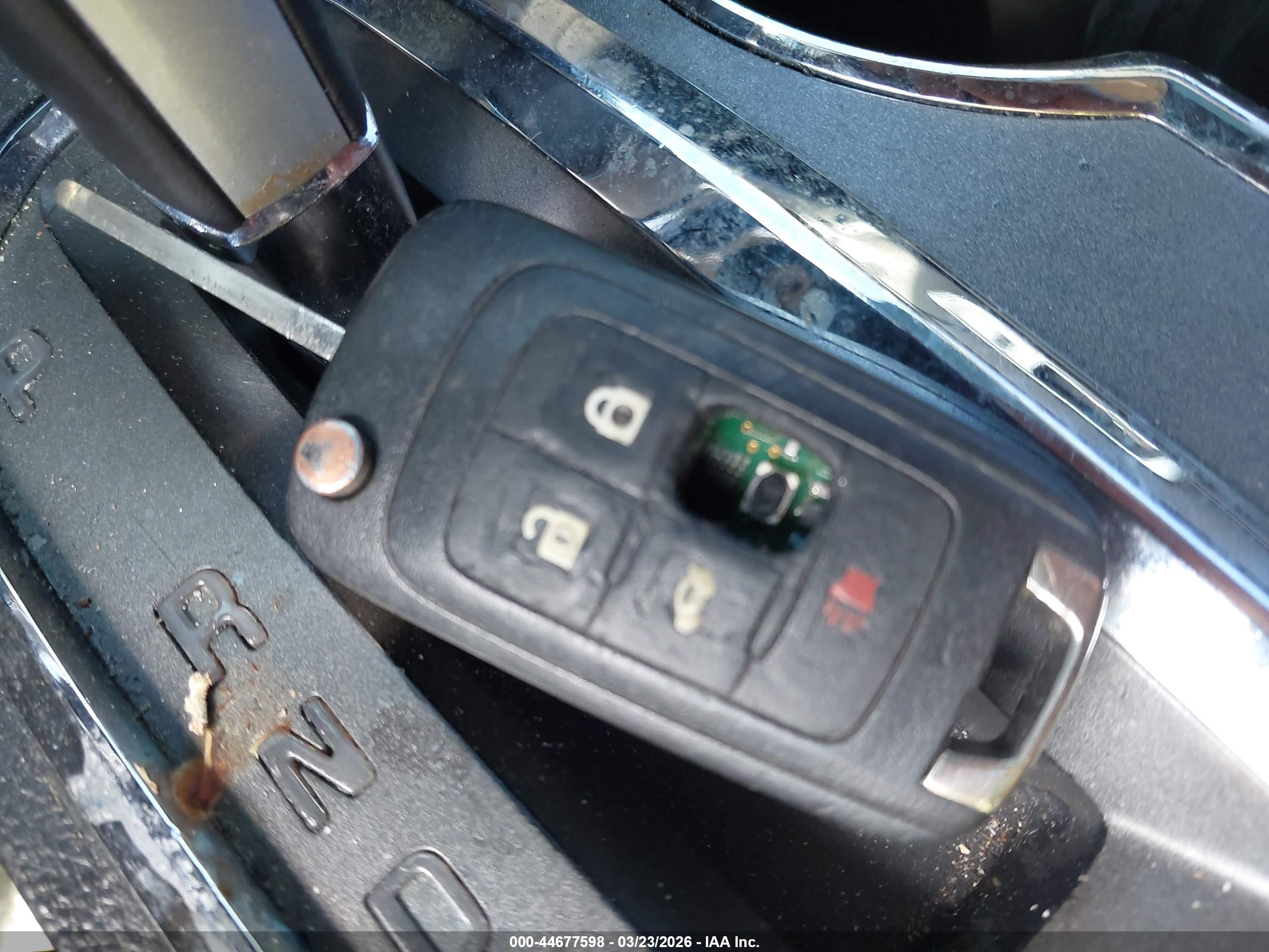 GMC TERRAIN image 11