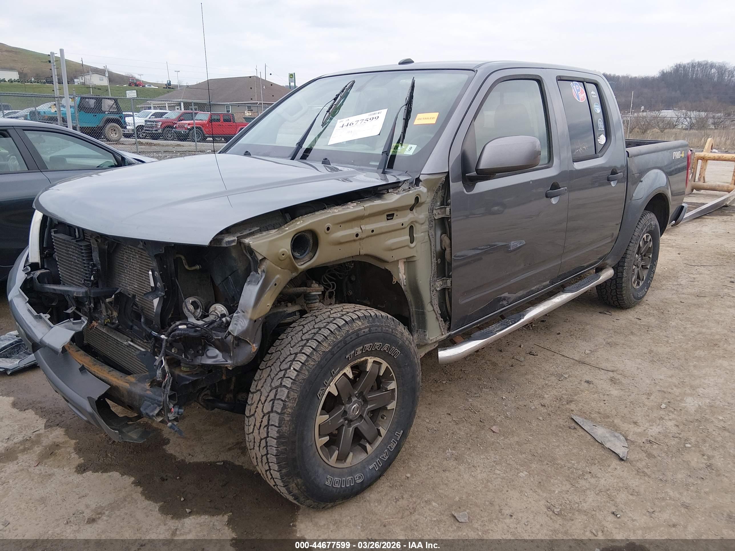 NISSAN FRONTIER image 2