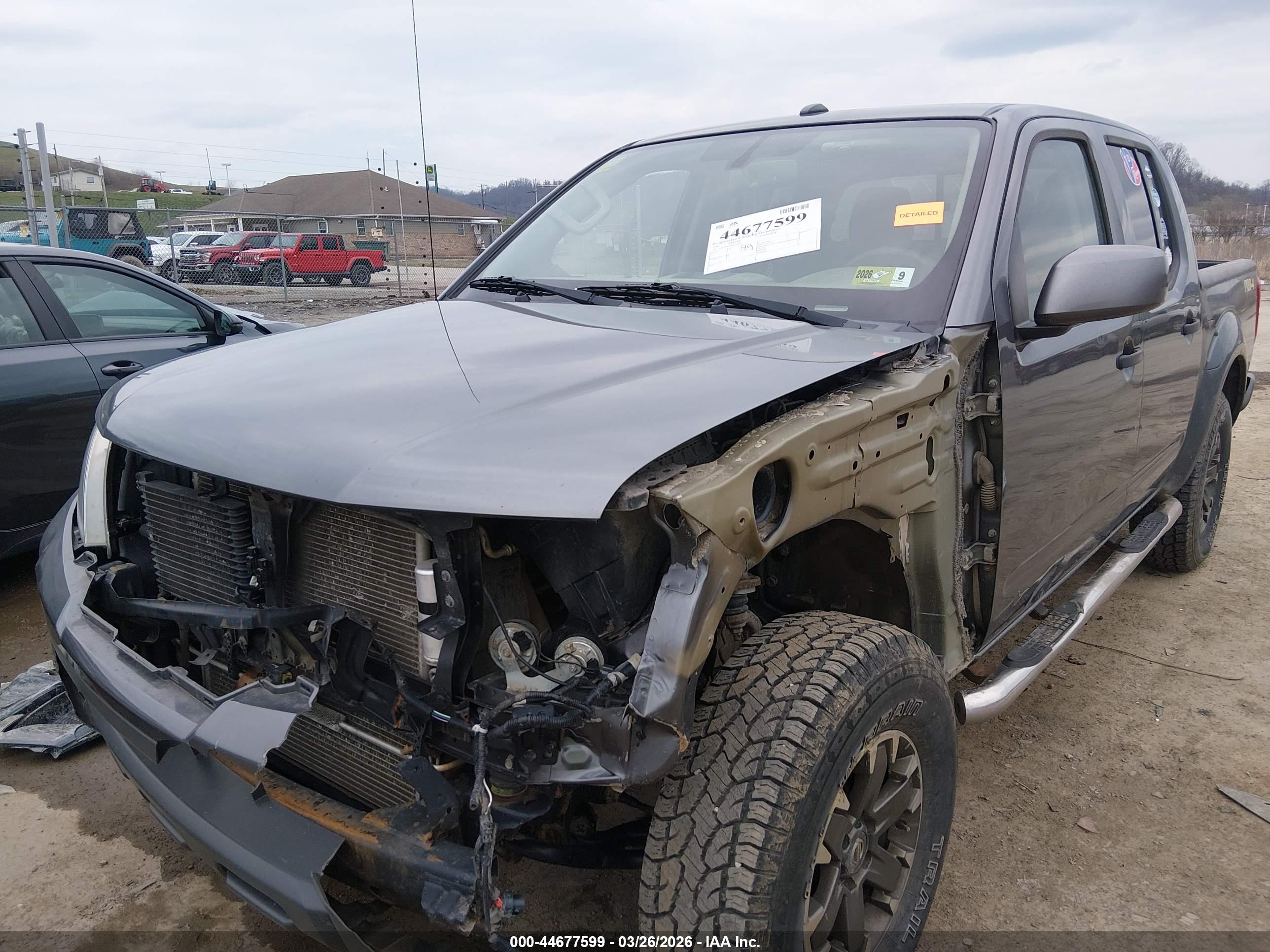 NISSAN FRONTIER image 6