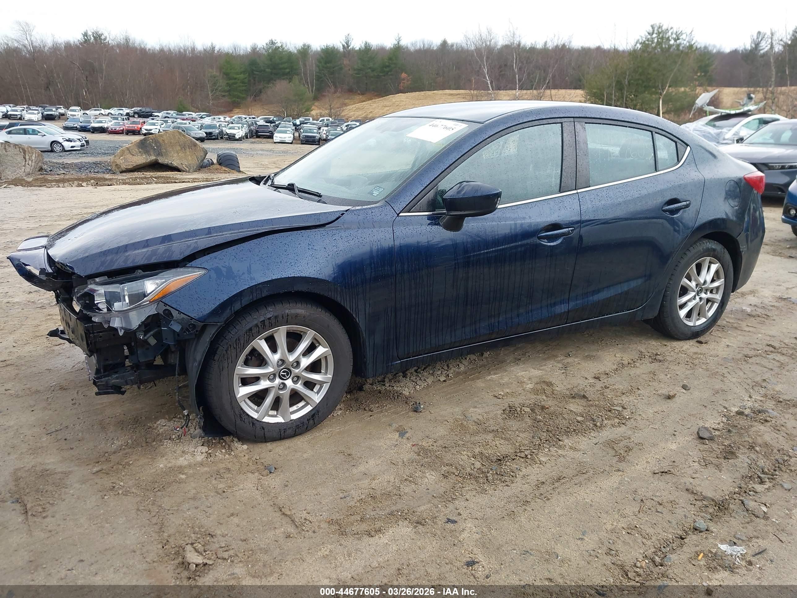 MAZDA MAZDA3 image 2