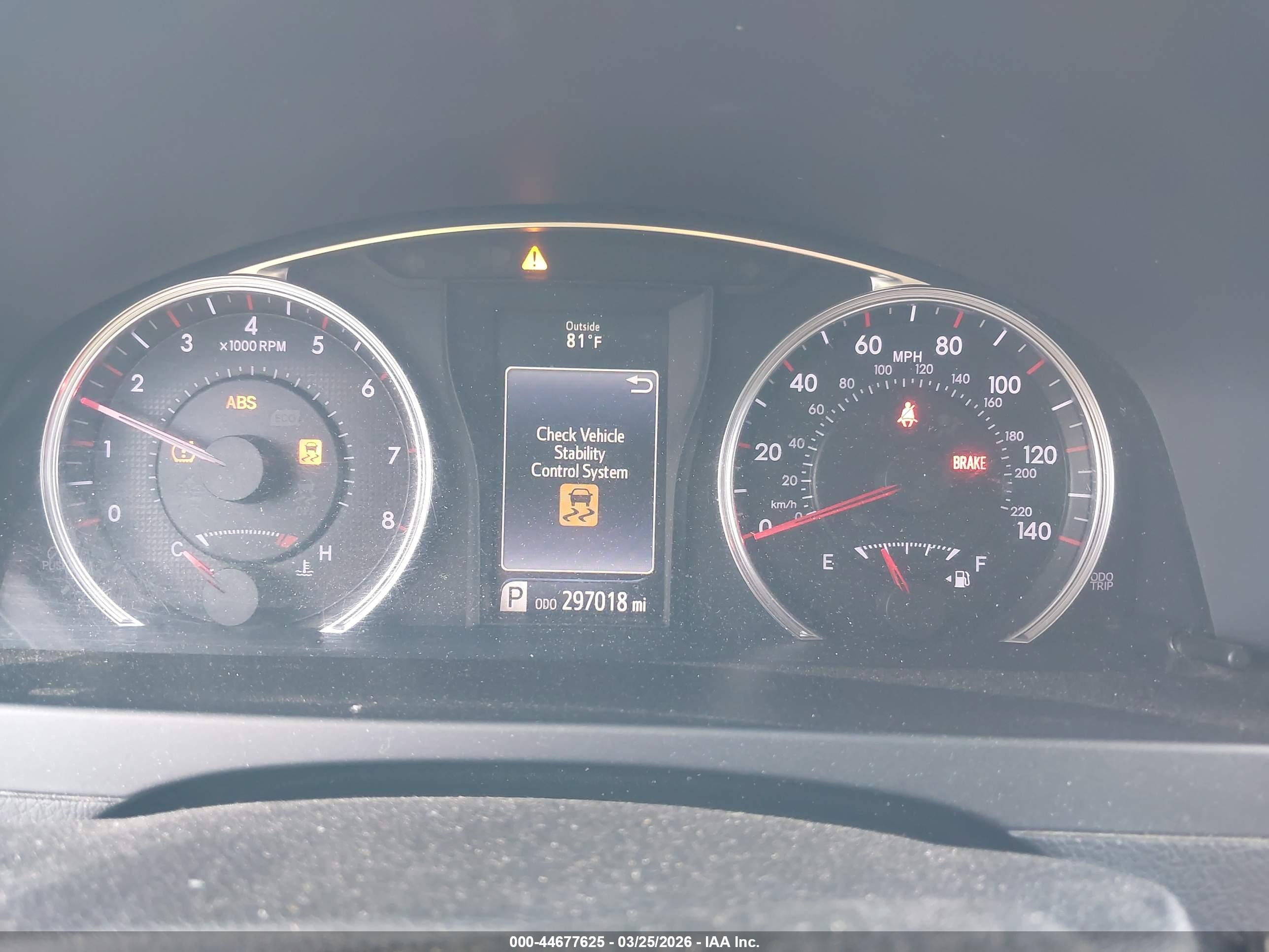 TOYOTA CAMRY image 7