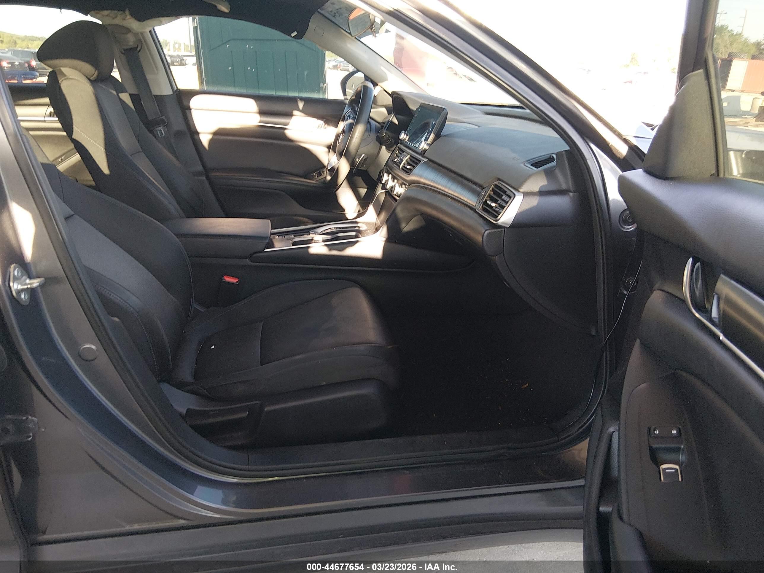 HONDA ACCORD image 5