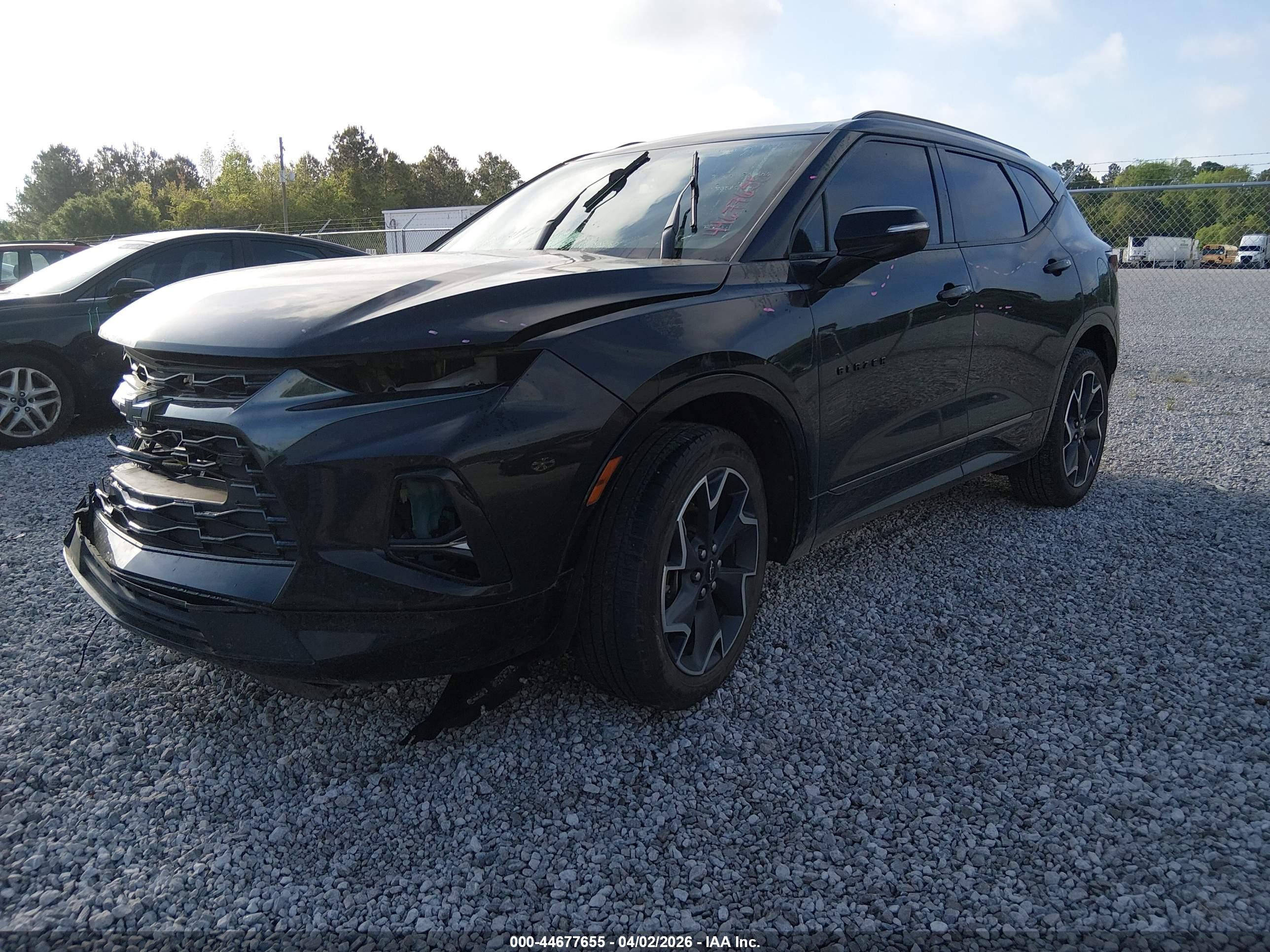 CHEVROLET BLAZER image 2