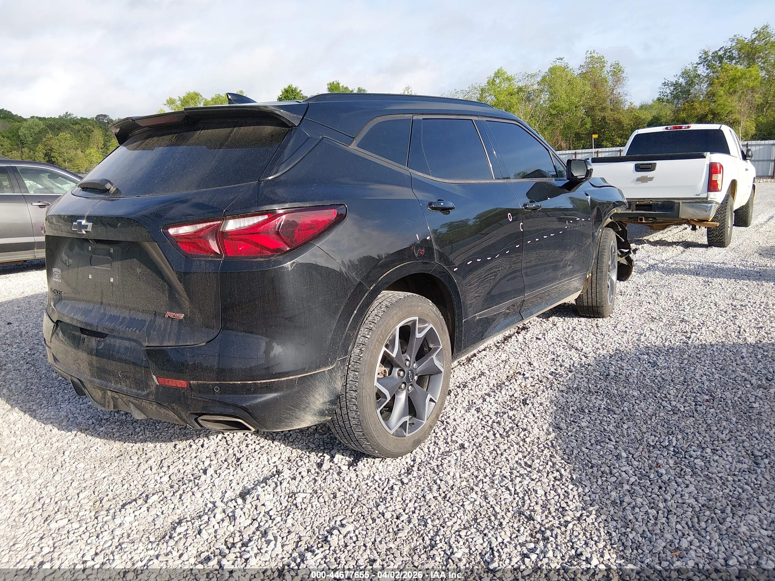 CHEVROLET BLAZER image 4