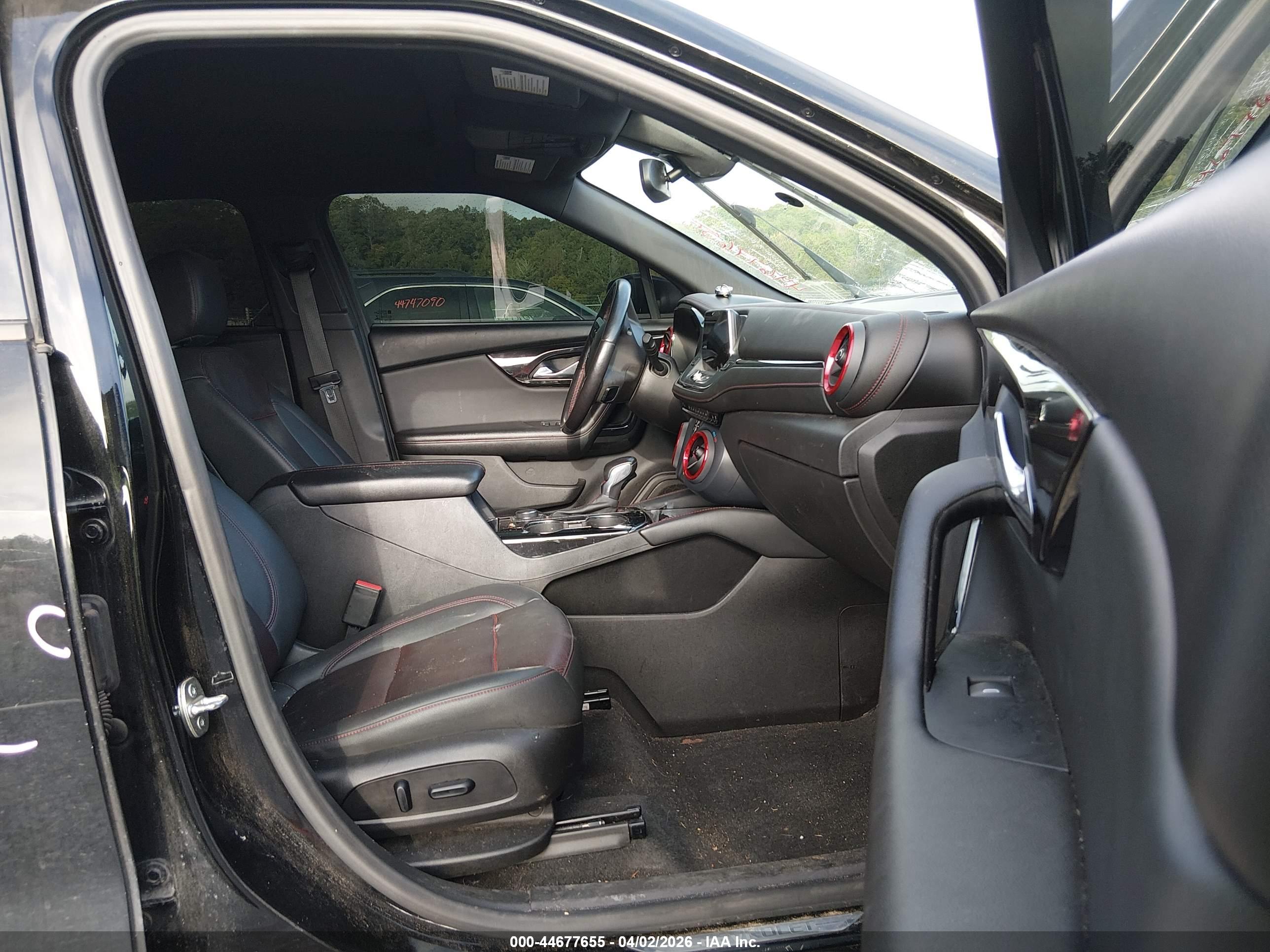 CHEVROLET BLAZER image 5