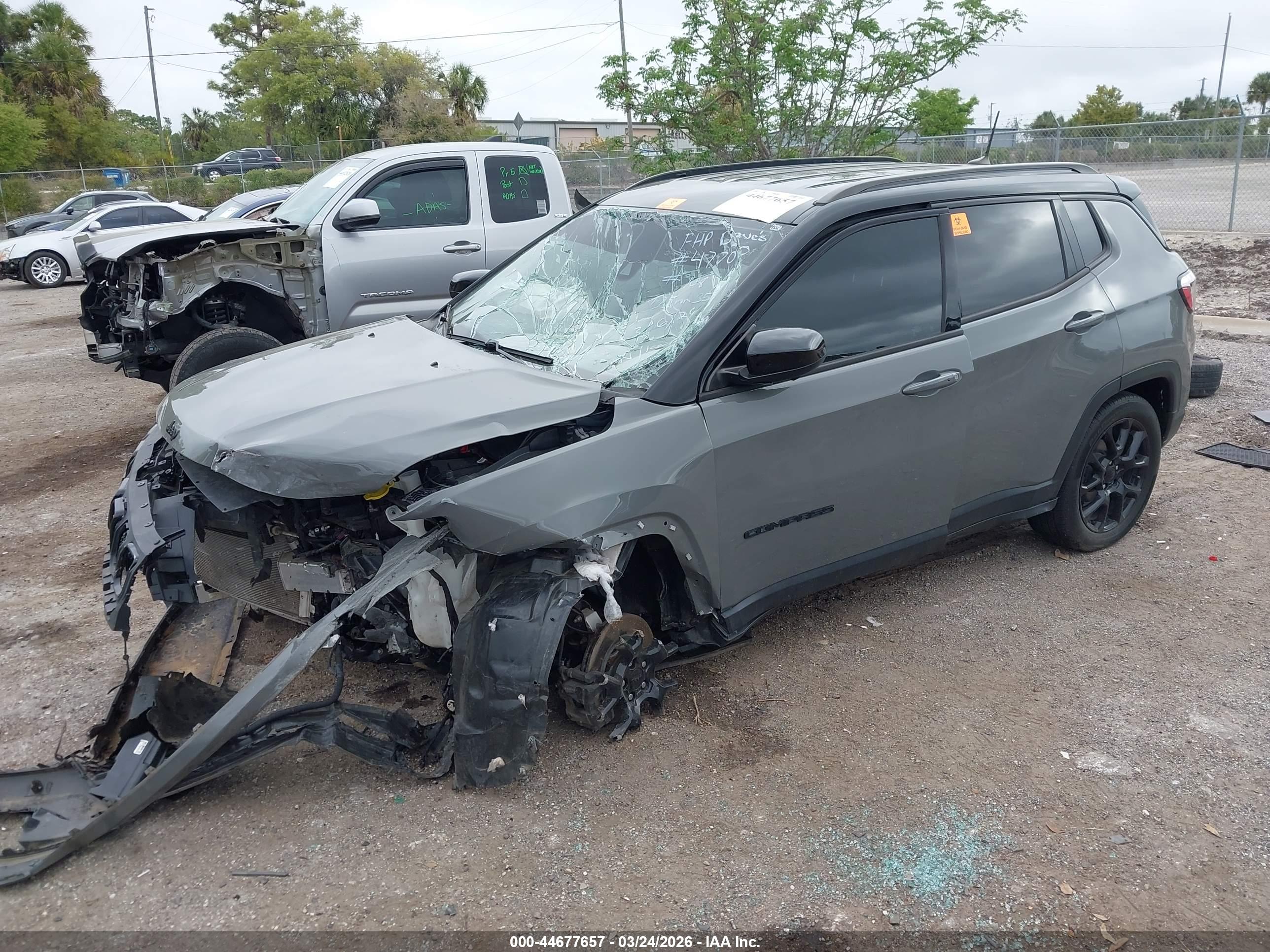 JEEP COMPASS image 2
