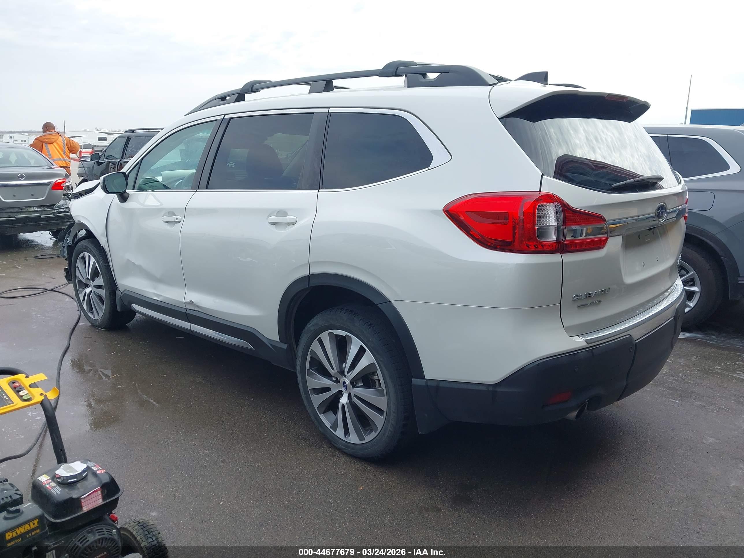 SUBARU ASCENT image 3