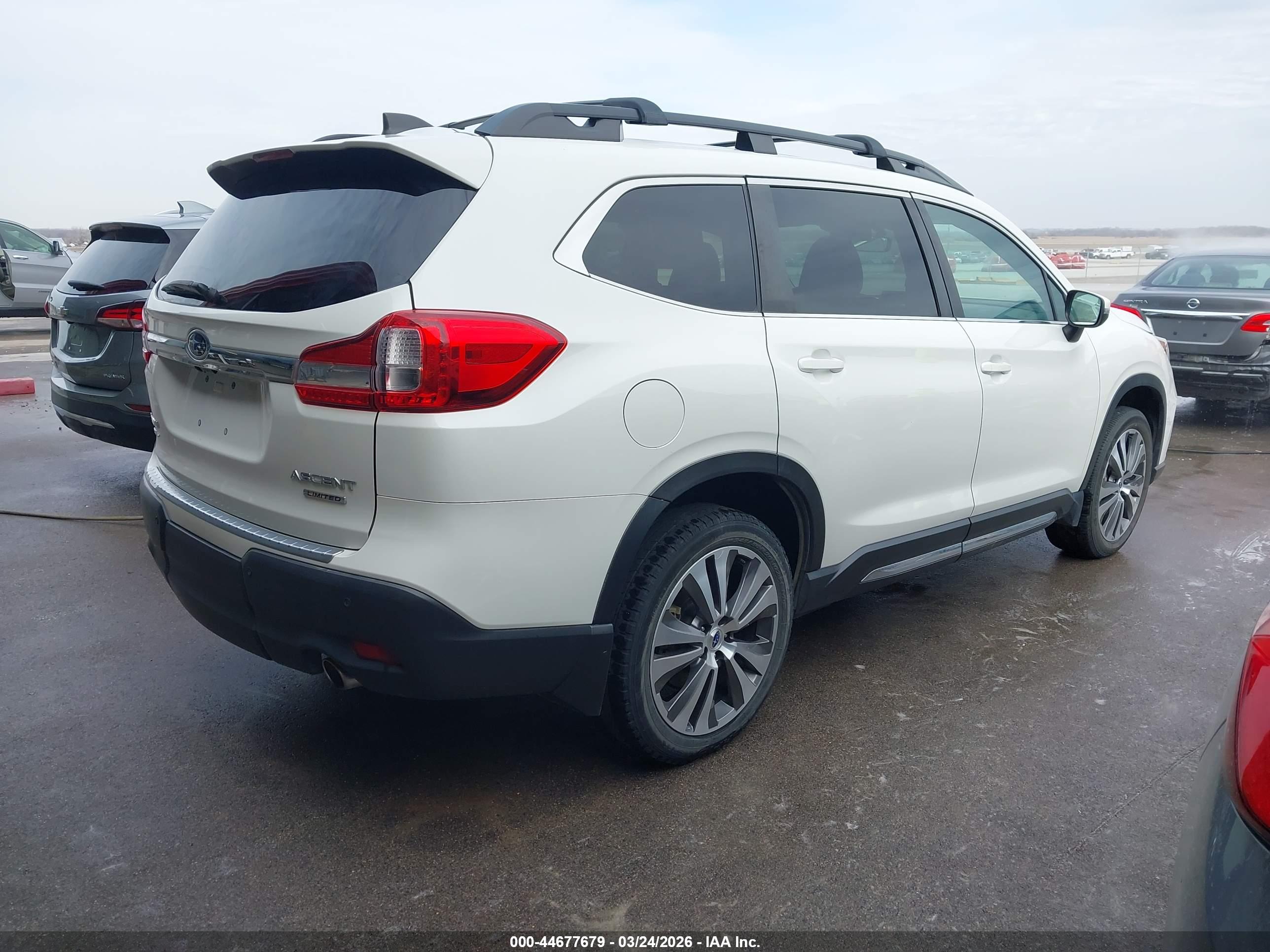 SUBARU ASCENT image 4