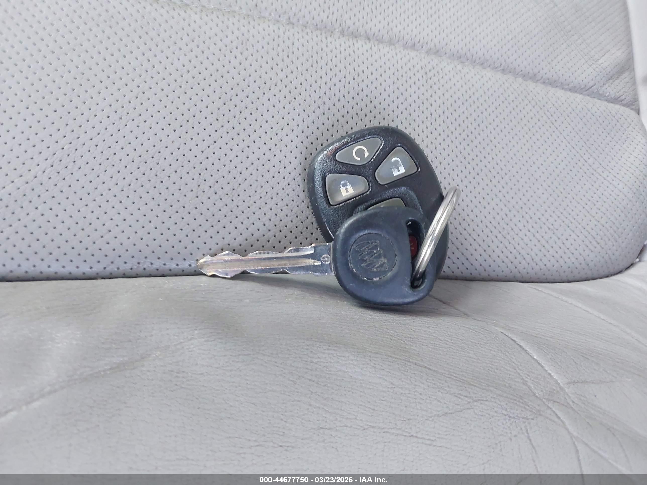 BUICK ENCLAVE image 11