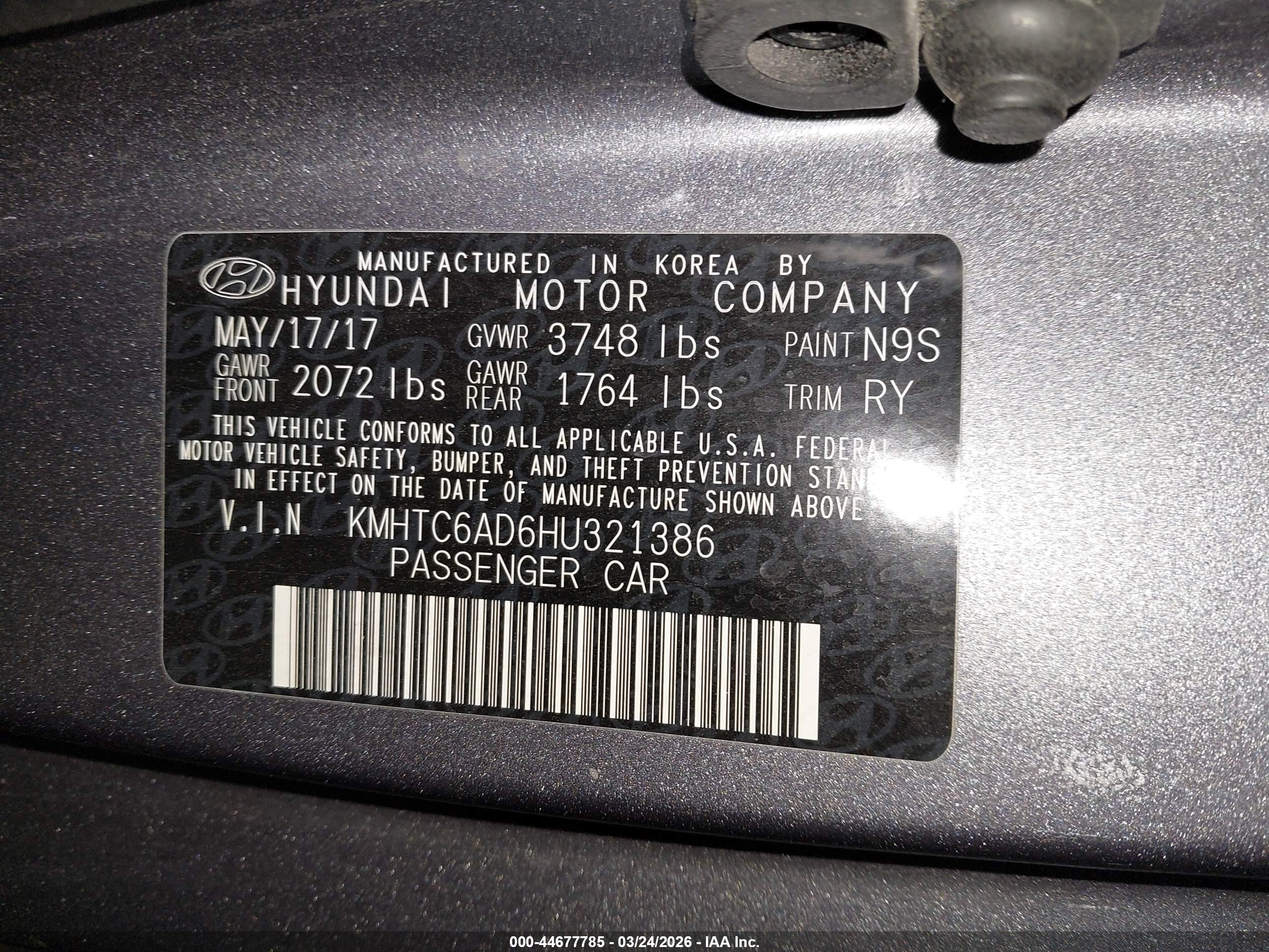 HYUNDAI VELOSTER image 9
