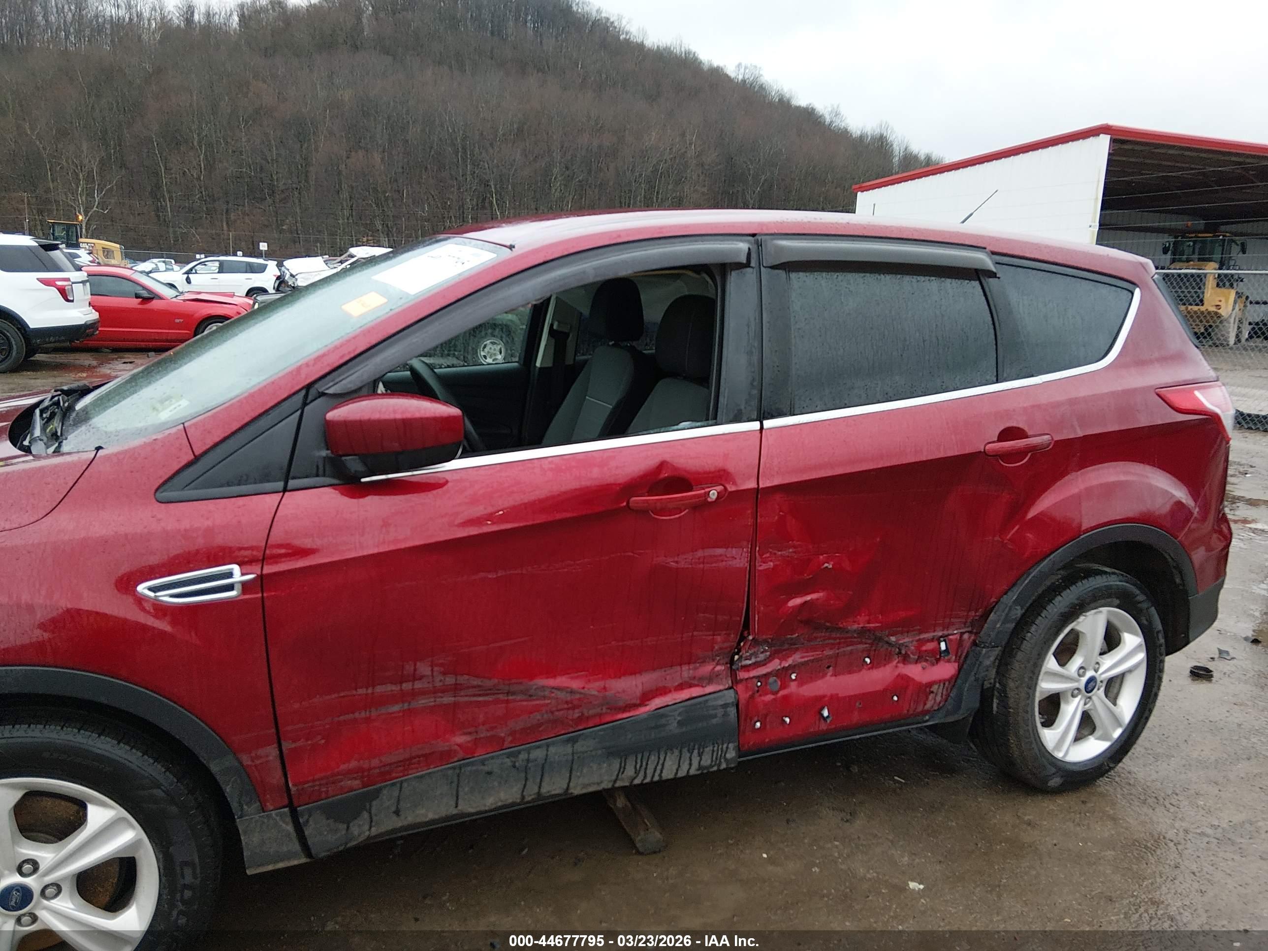 FORD ESCAPE image 6