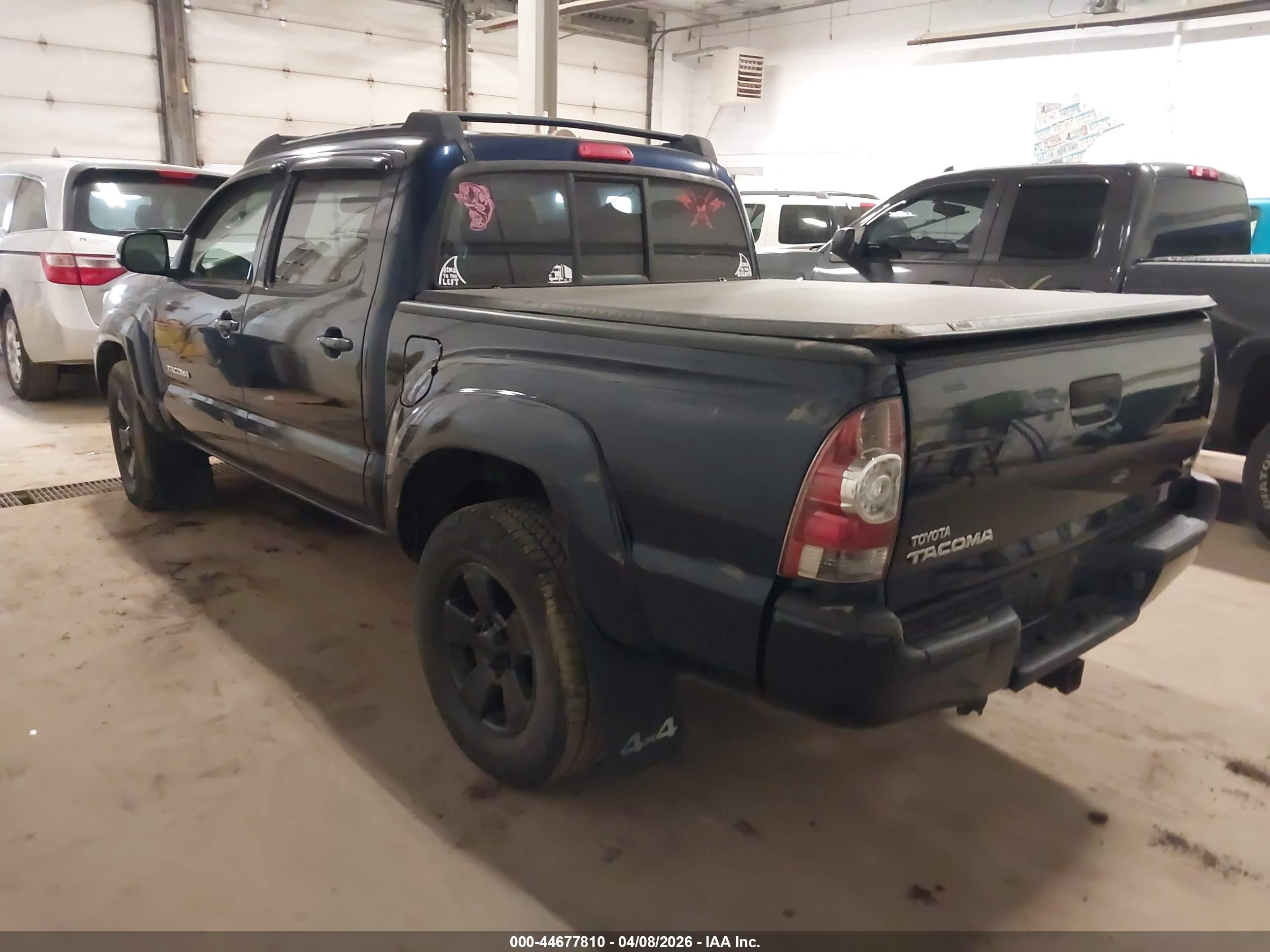 TOYOTA TACOMA image 3