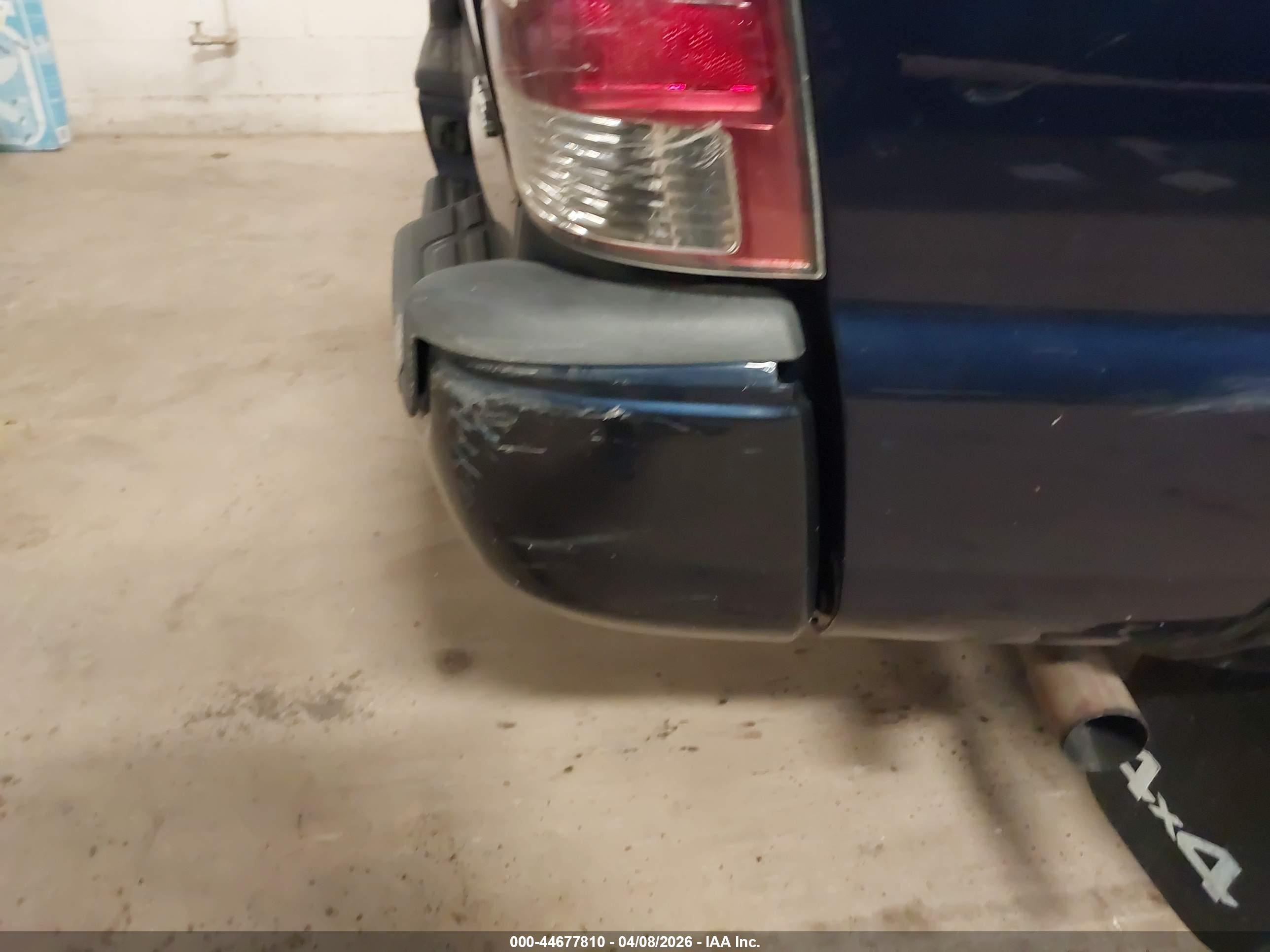 TOYOTA TACOMA image 6