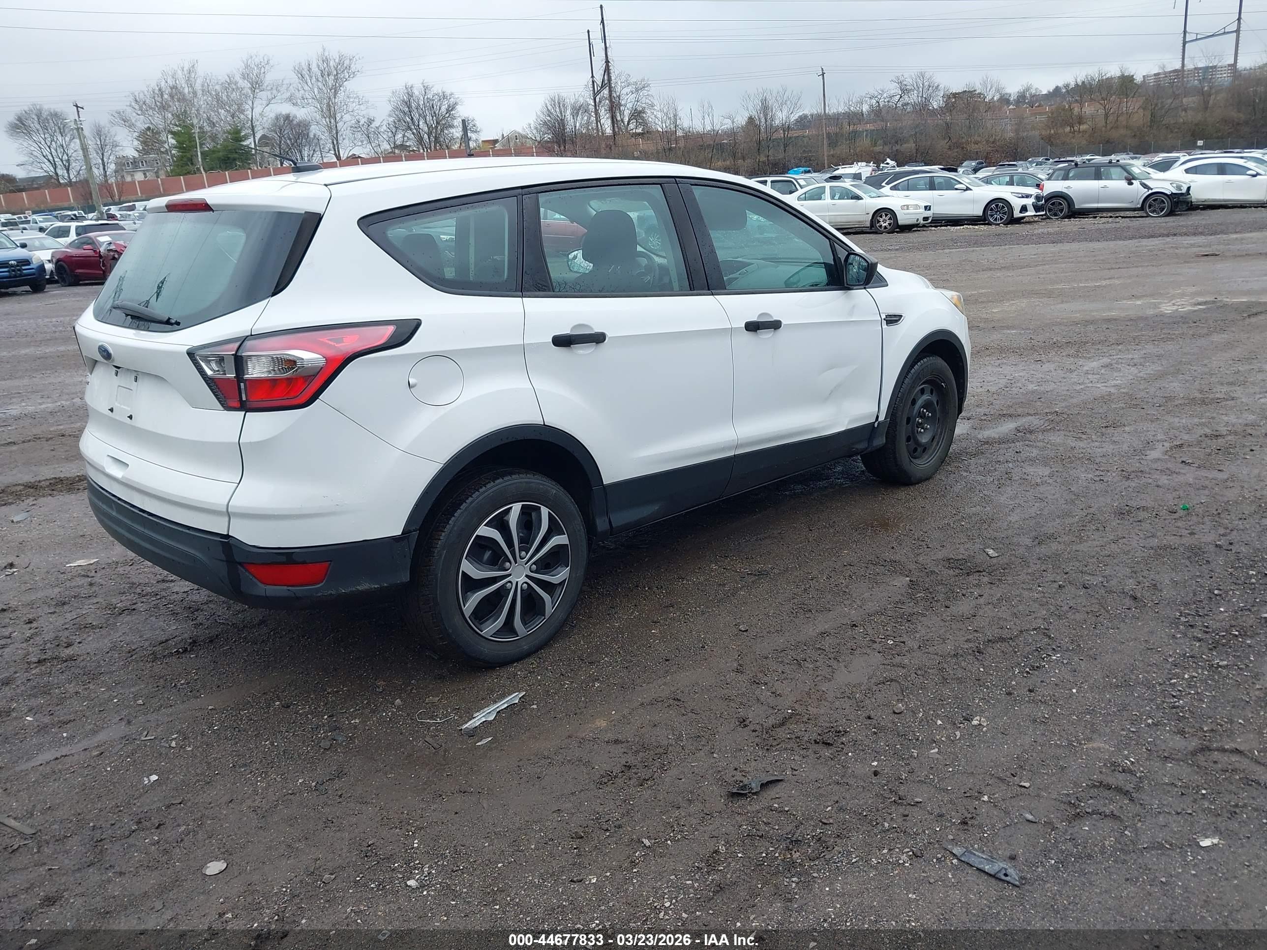 FORD ESCAPE image 4