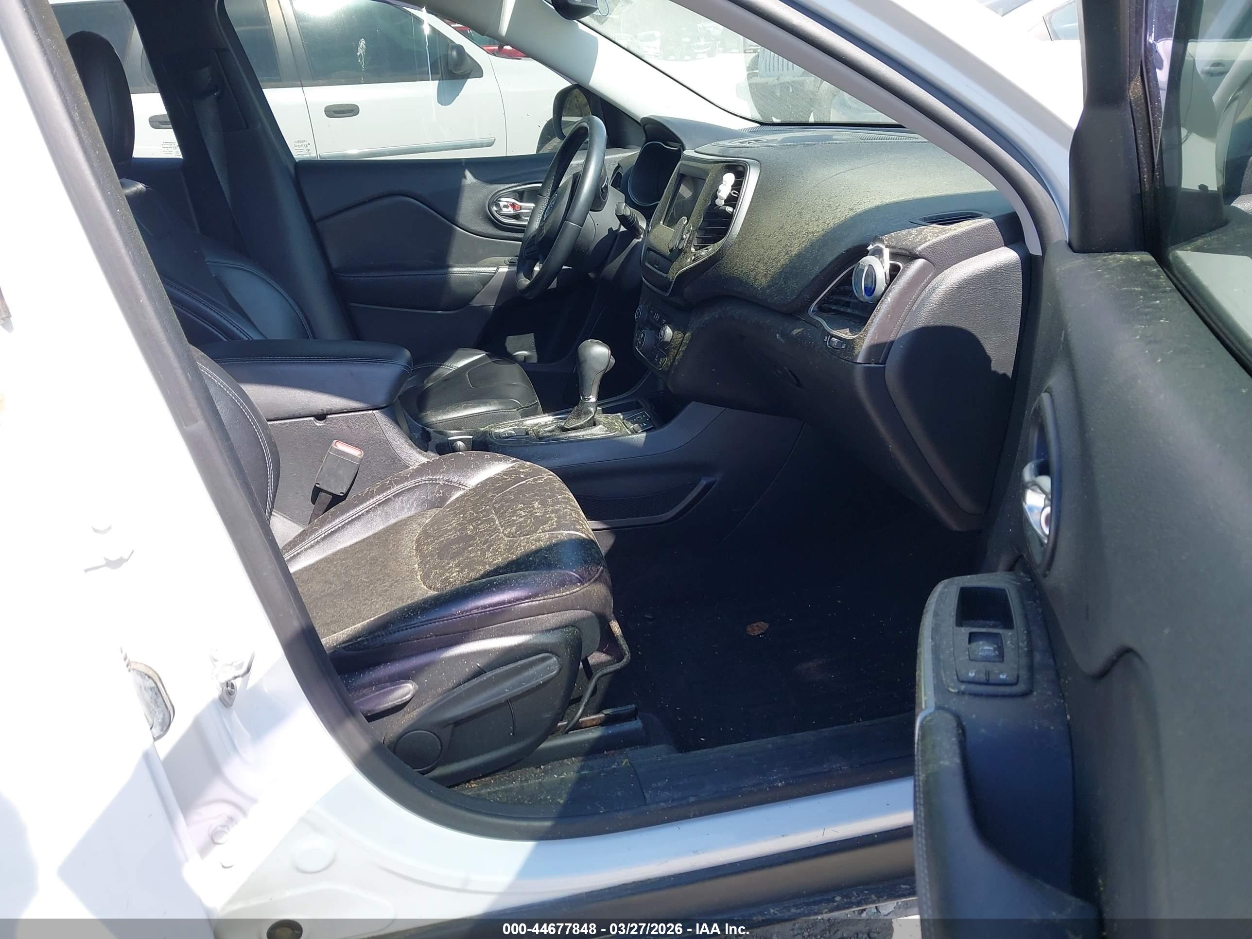 JEEP CHEROKEE image 5