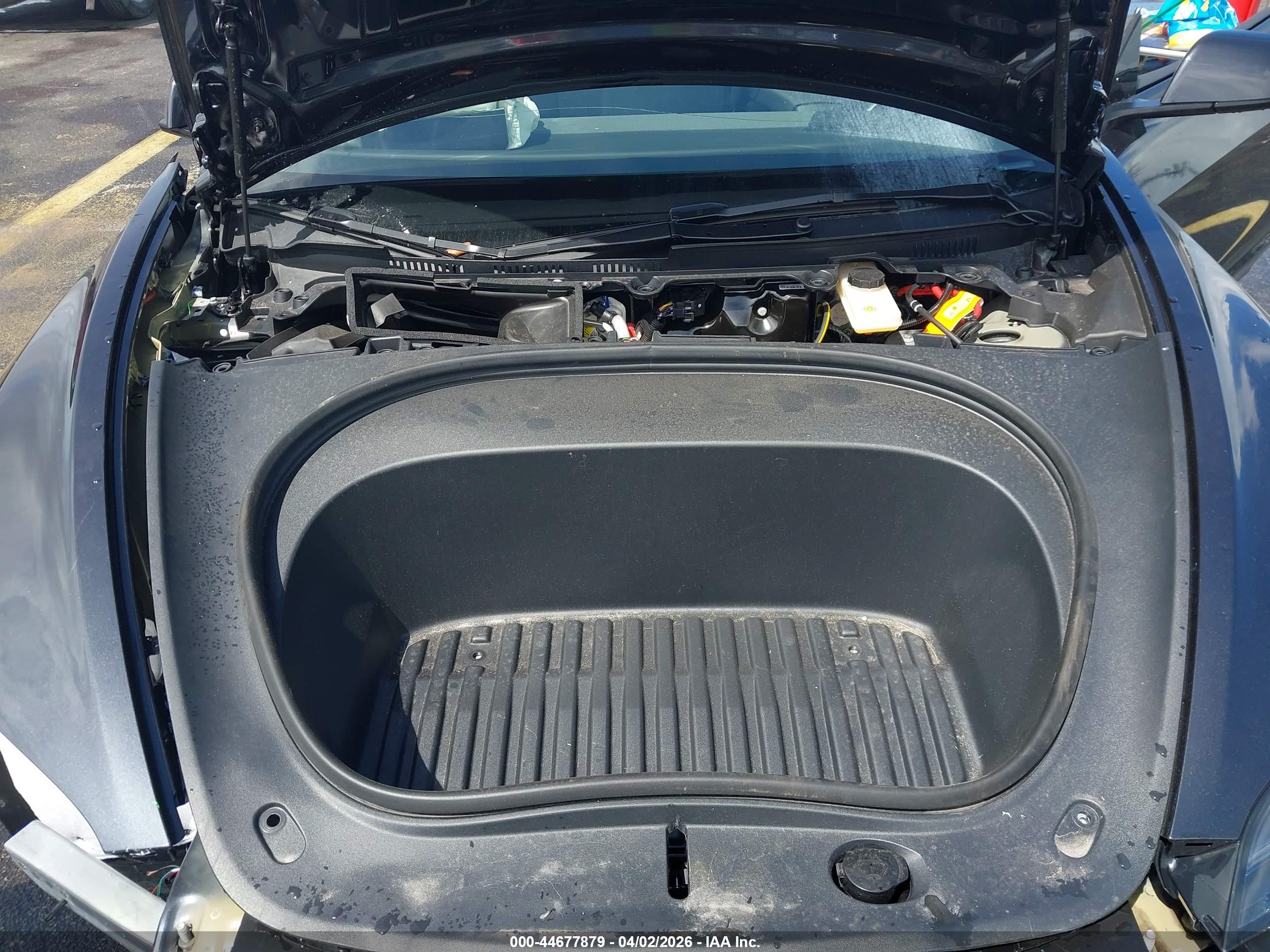 TESLA MODEL image 10