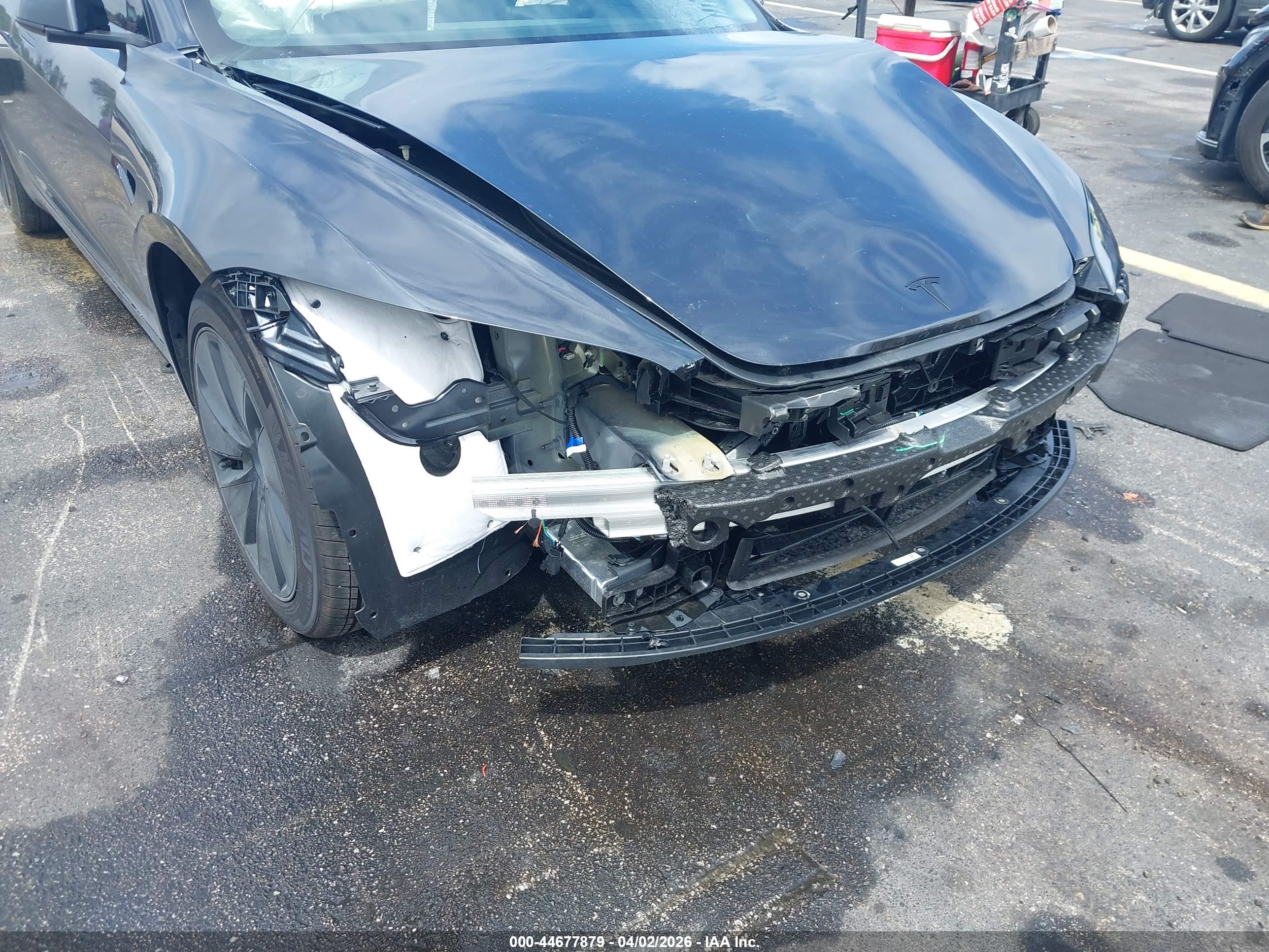 TESLA MODEL image 6