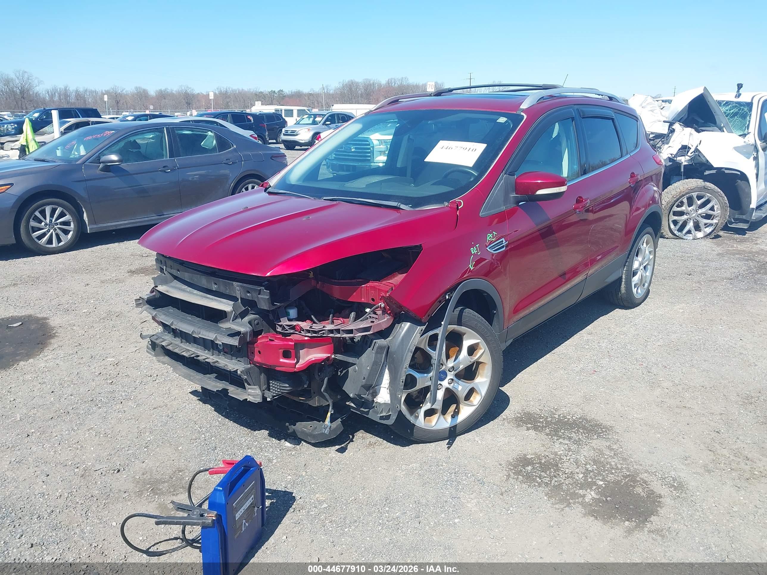 FORD ESCAPE image 2