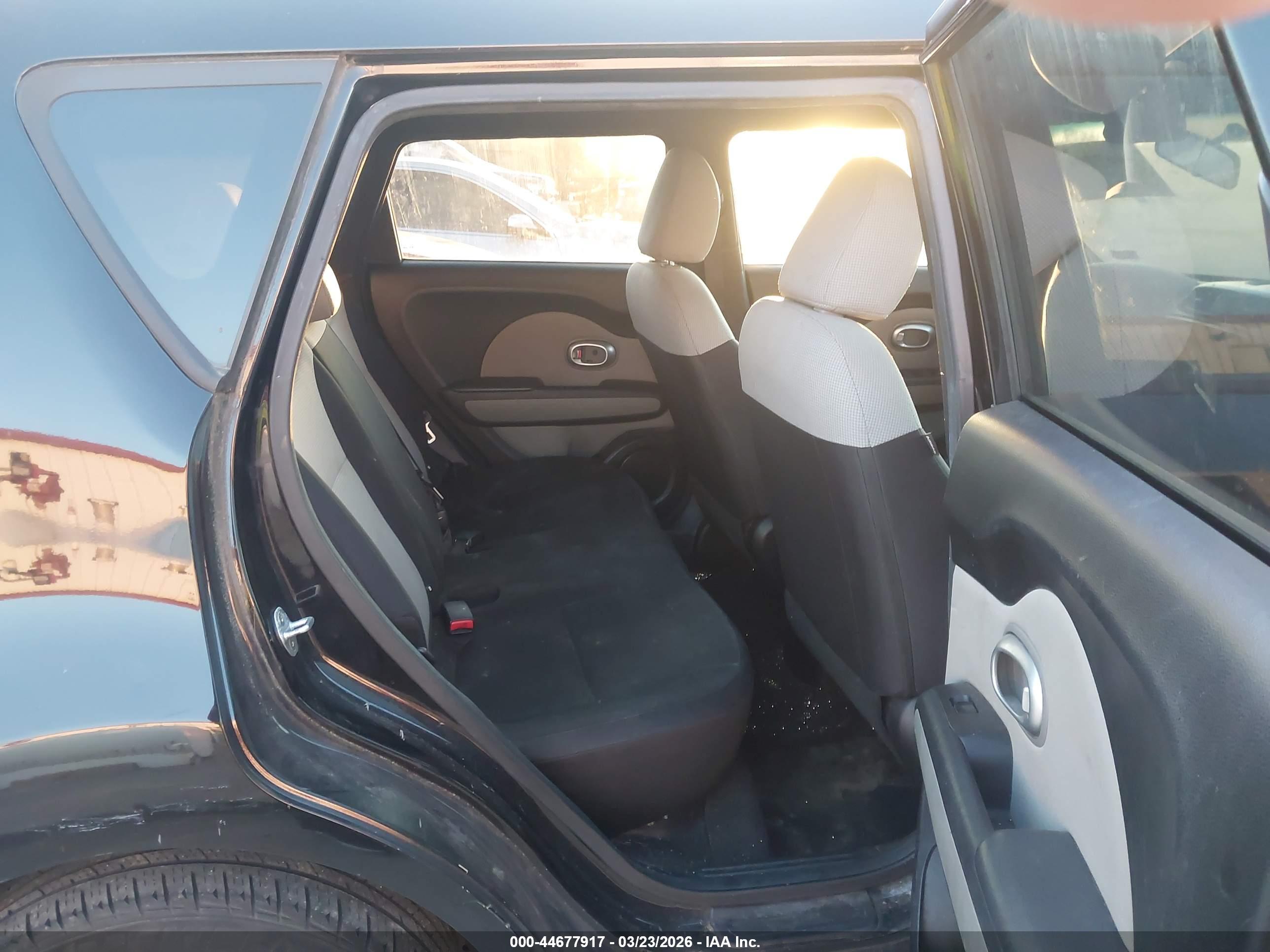 KIA SOUL image 8