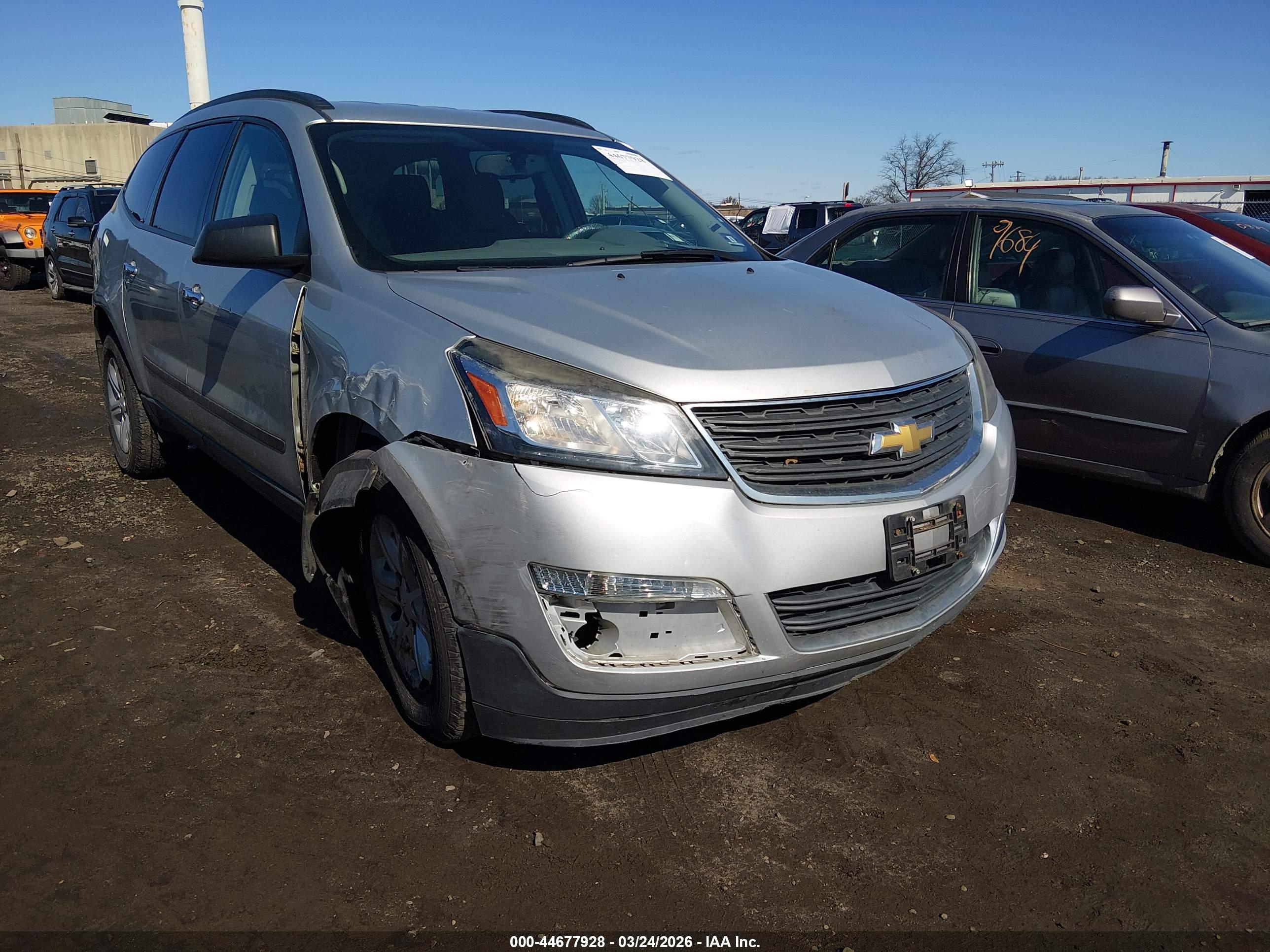 CHEVROLET TRAVERSE image 6